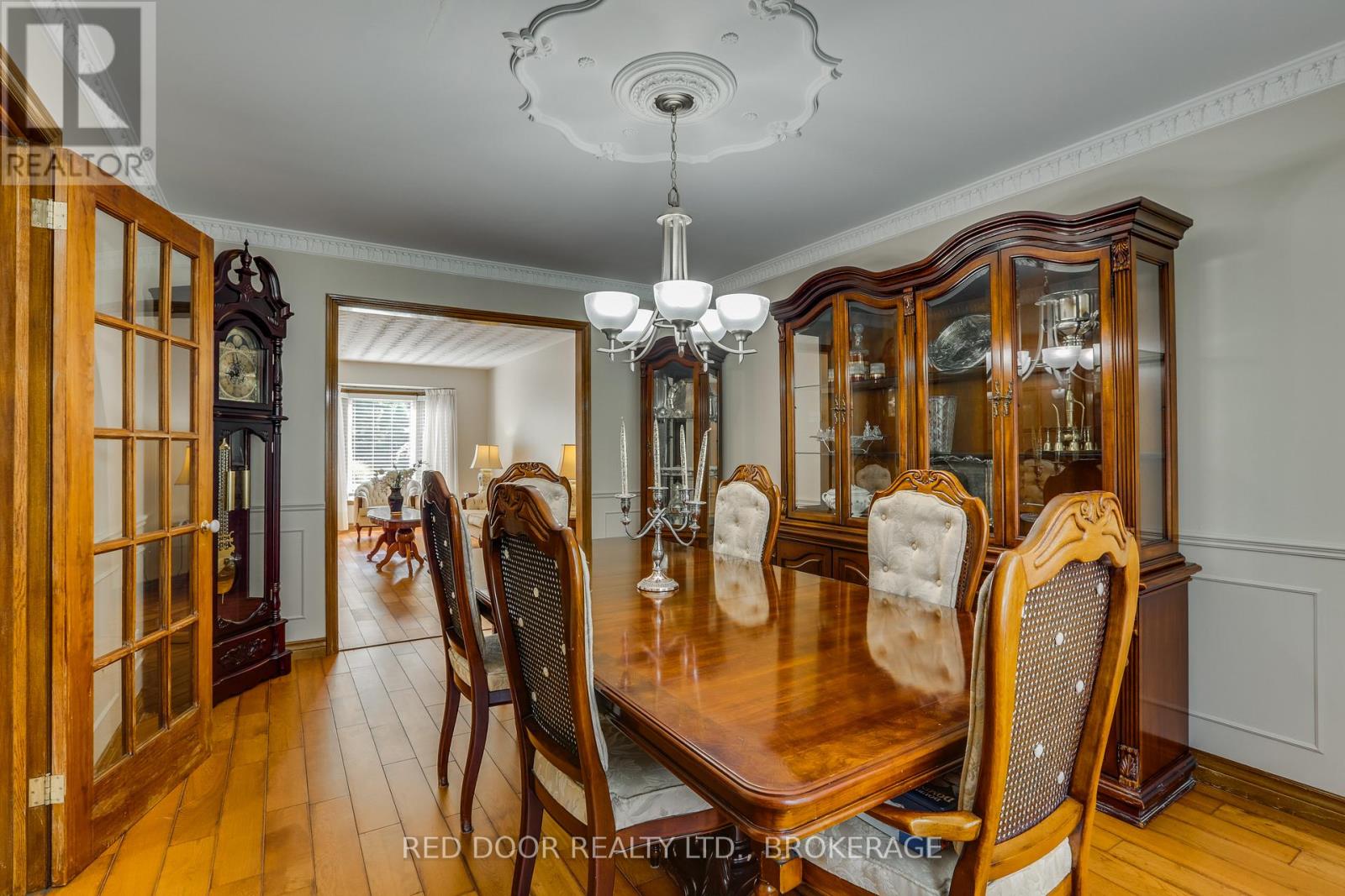 516 Jeffreybrook Drive, London North, Ontario  N5X 2S6 - Photo 9 - X12329304