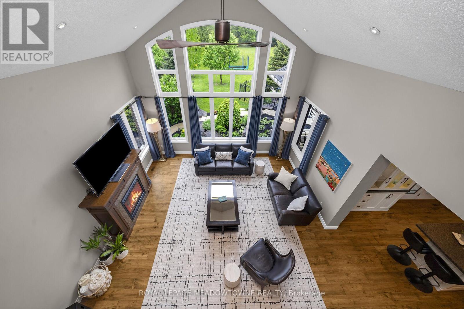 Property at 7412 BOYCE DRIVE image 2