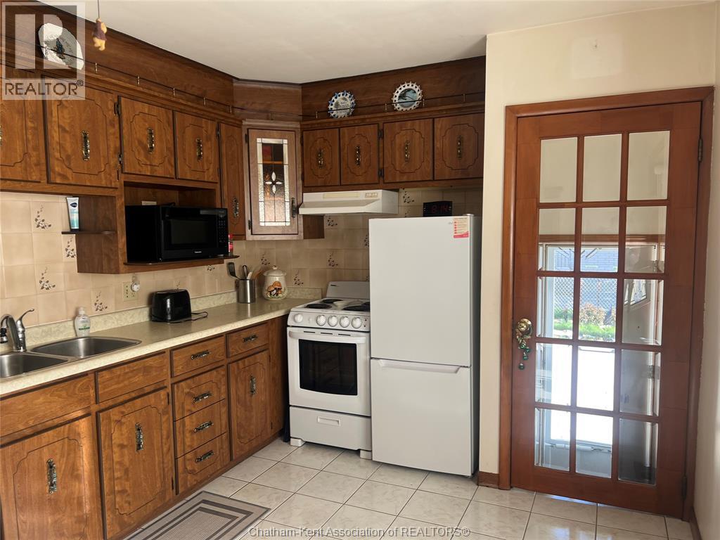 61 Semenyn Avenue, Chatham, Ontario  N7L 3R7 - Photo 11 - 25019995