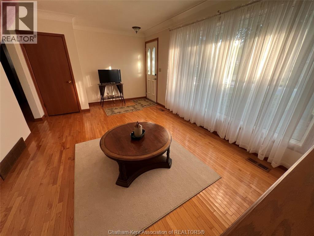 61 Semenyn Avenue, Chatham, Ontario  N7L 3R7 - Photo 12 - 25019995