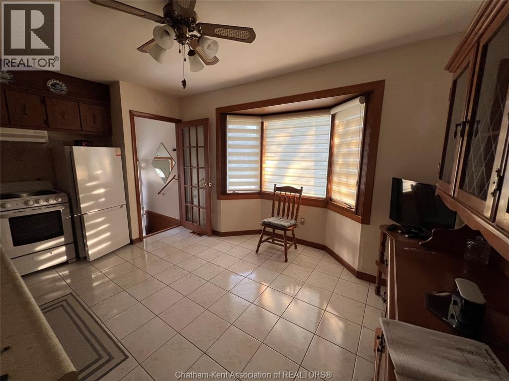 61 Semenyn Avenue, Chatham, Ontario  N7L 3R7 - Photo 8 - 25019995