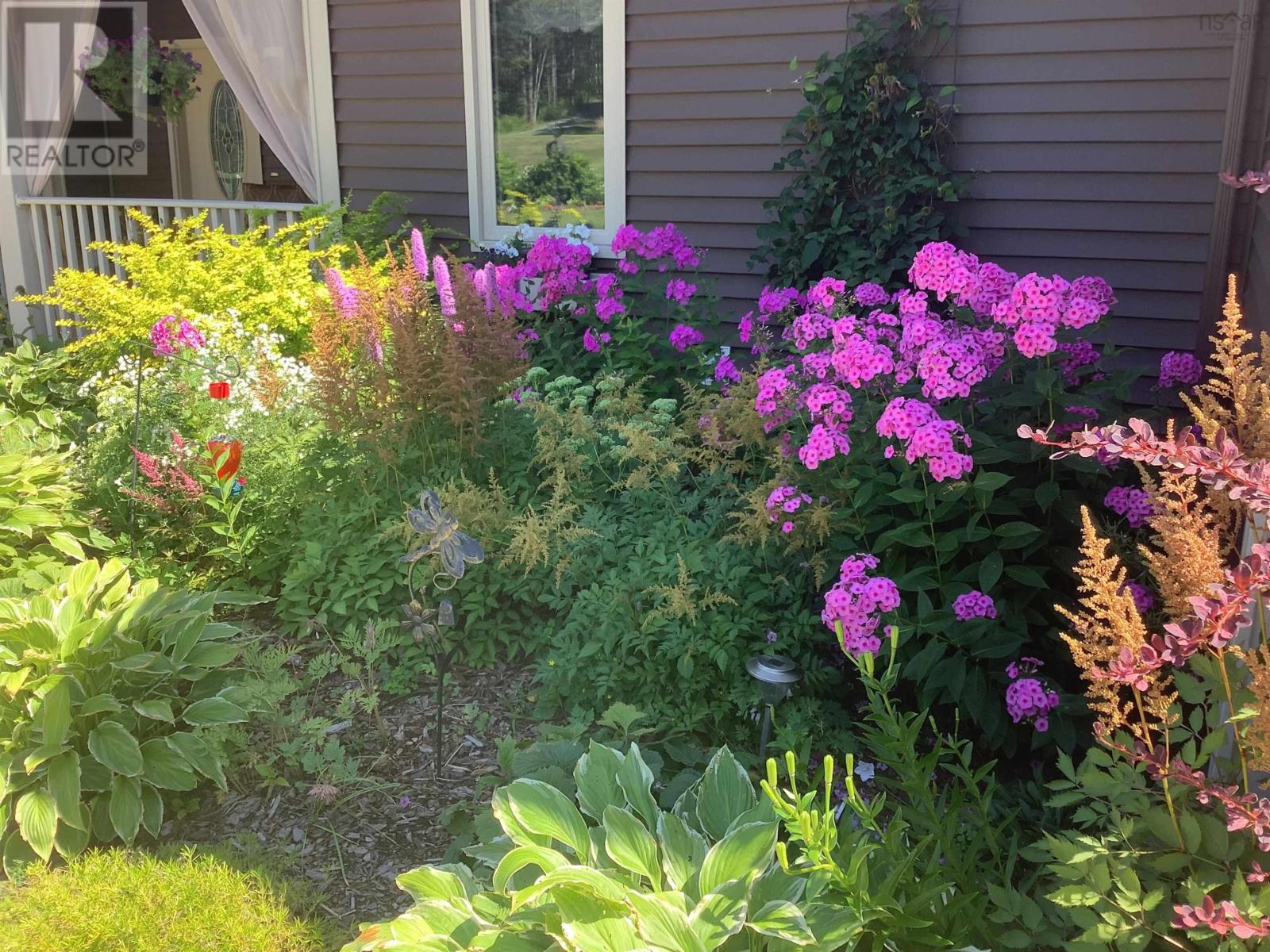 2162 Hwy 376, Lyons Brook, Nova Scotia  B0K 1H0 - Photo 11 - 202511526