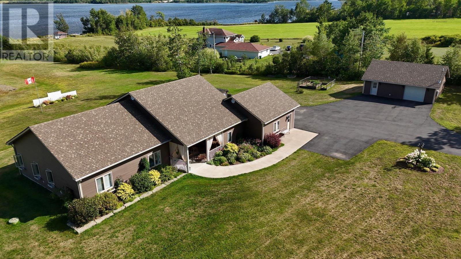 2162 Hwy 376, Lyons Brook, Nova Scotia  B0K 1H0 - Photo 2 - 202511526