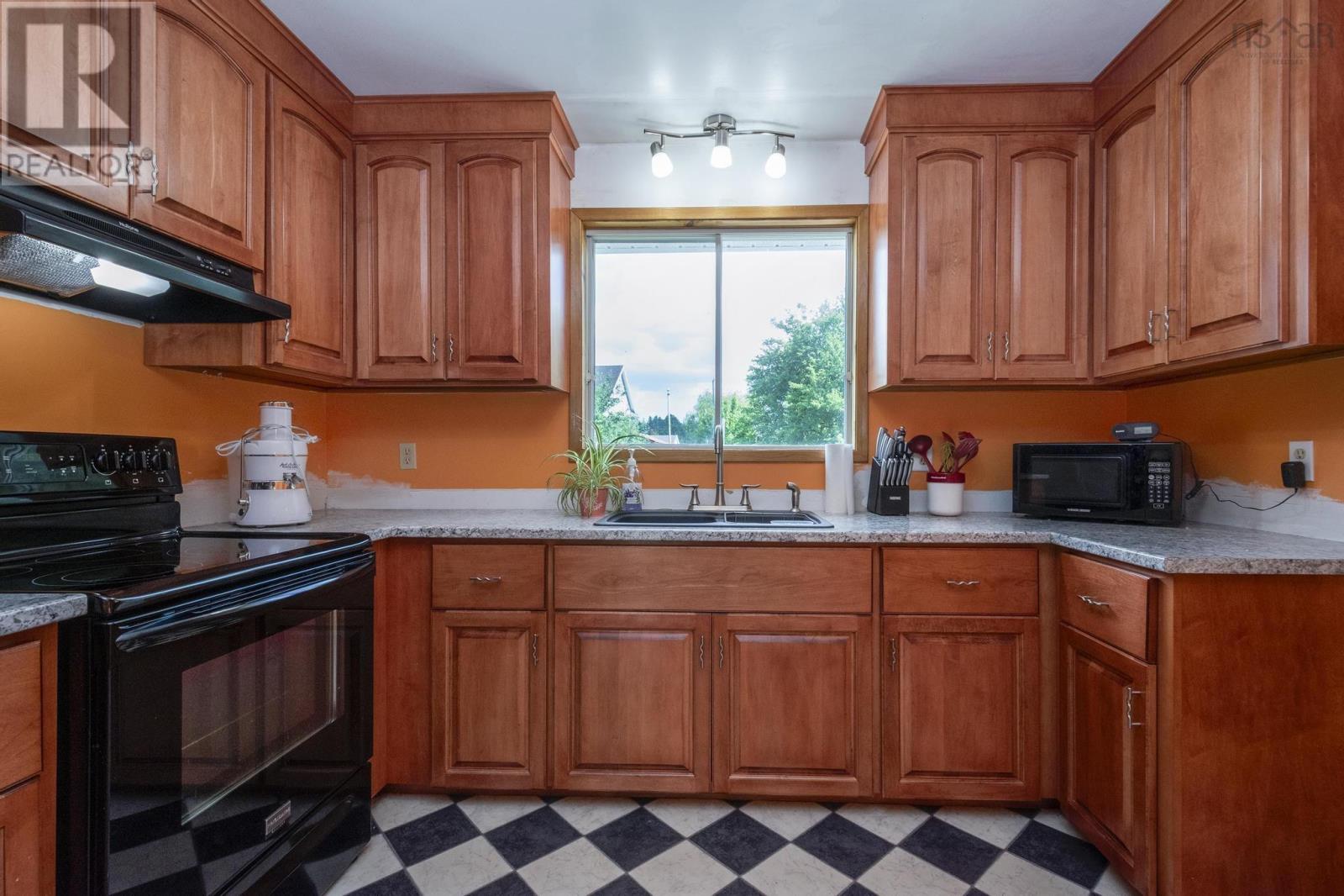 126 Kendall Lane, Currys Corner, Nova Scotia  B0N 2T0 - Photo 7 - 202515826