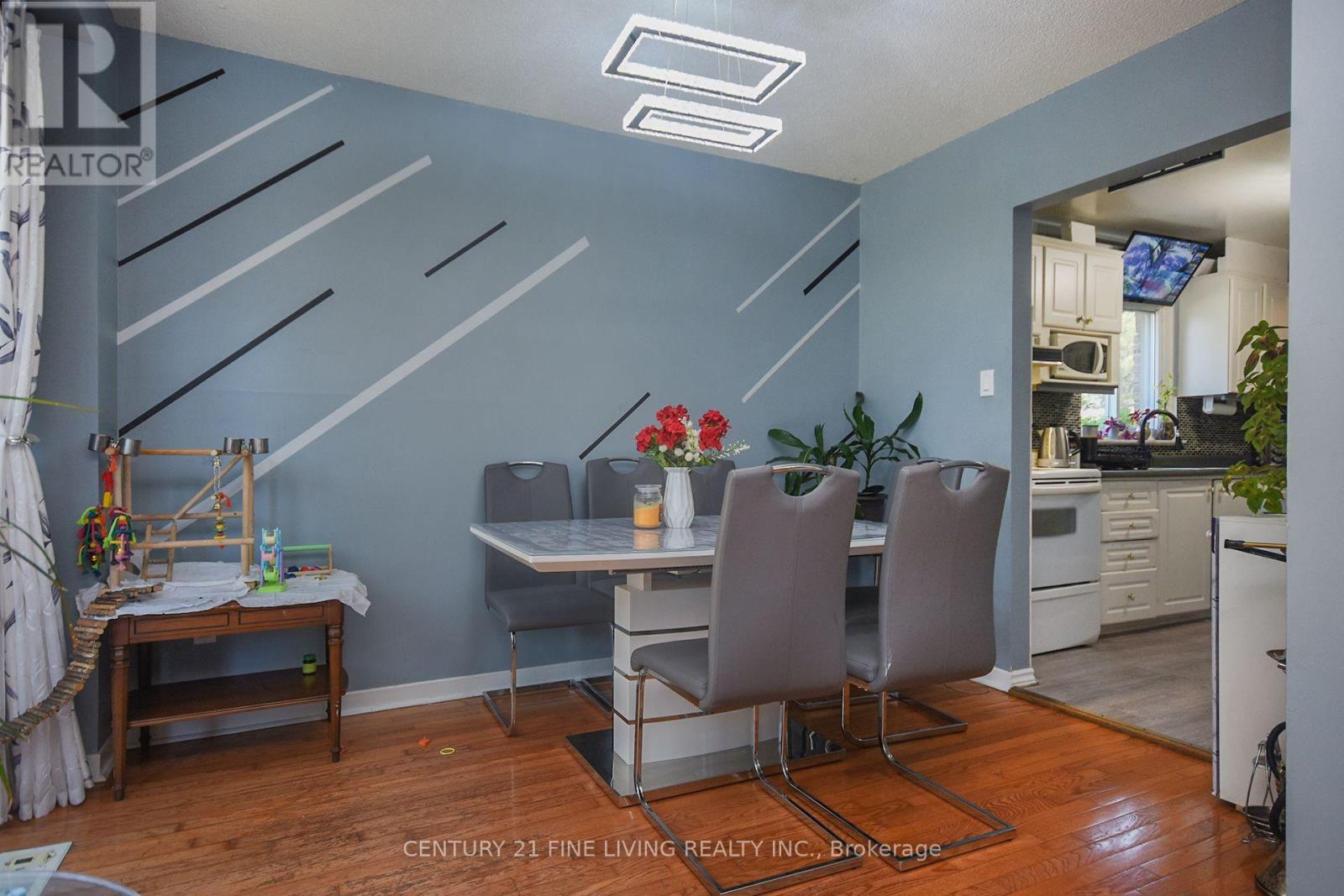 Property at 34 - 2700 BATTLEFORD ROAD image 2