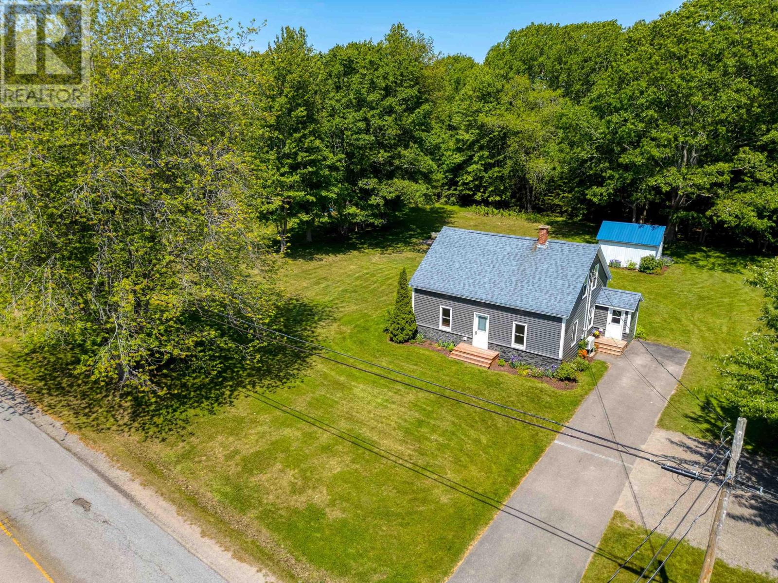 242 Dodge Road, Wilmot, Nova Scotia  B0P 1R0 - Photo 2 - 202514921