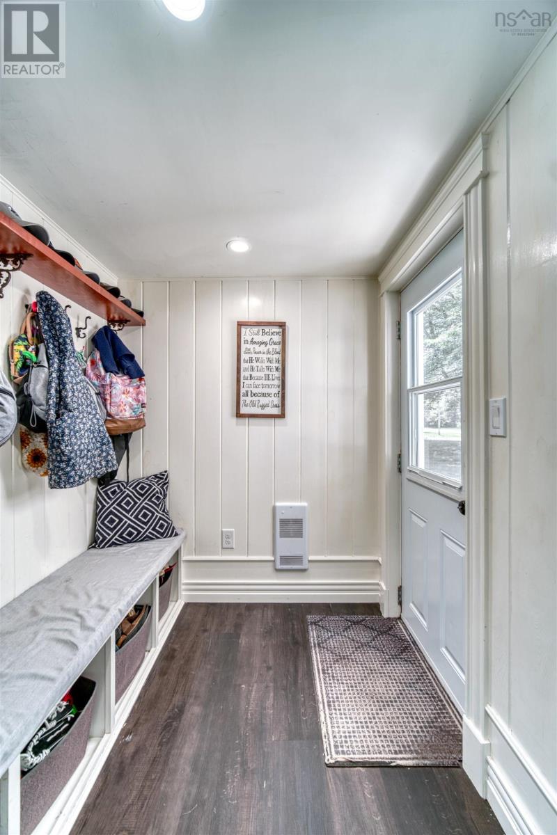 242 Dodge Road, Wilmot, Nova Scotia  B0P 1R0 - Photo 13 - 202514921