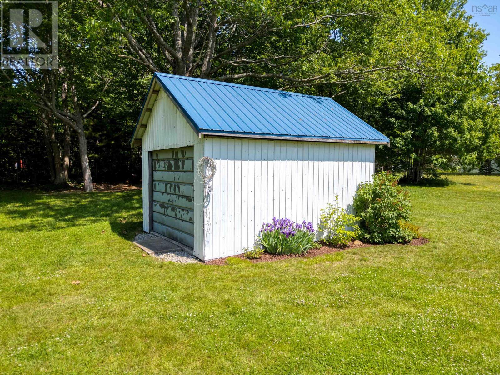 242 Dodge Road, Wilmot, Nova Scotia  B0P 1R0 - Photo 4 - 202514921