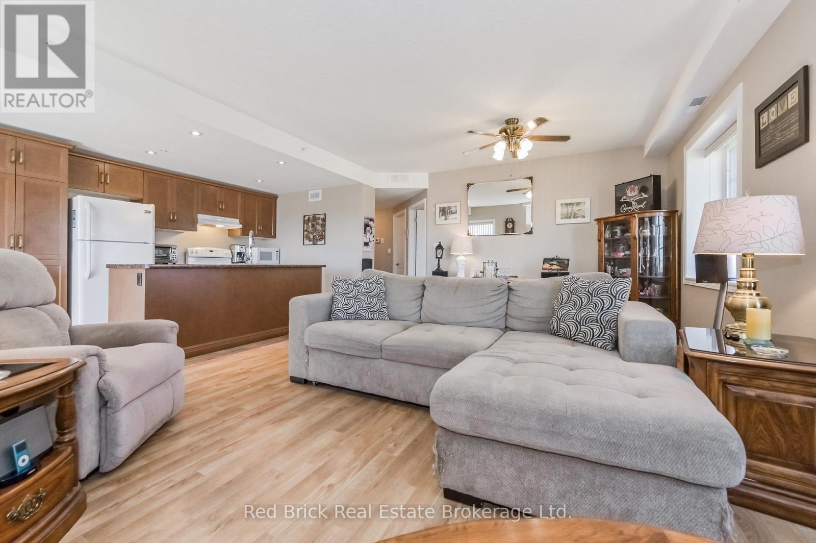 207 - 6492 Gerrie Road, Centre Wellington, Ontario  N0B 1S0 - Photo 12 - X12329331