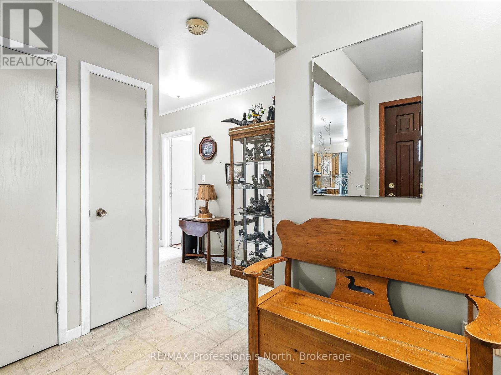 154 Wellington Street, Bracebridge, Ontario  P1L 1C4 - Photo 18 - X12329337
