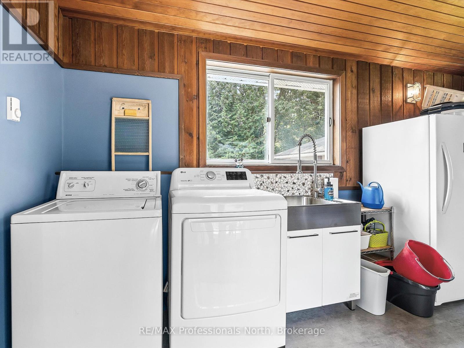 154 Wellington Street, Bracebridge, Ontario  P1L 1C4 - Photo 23 - X12329337