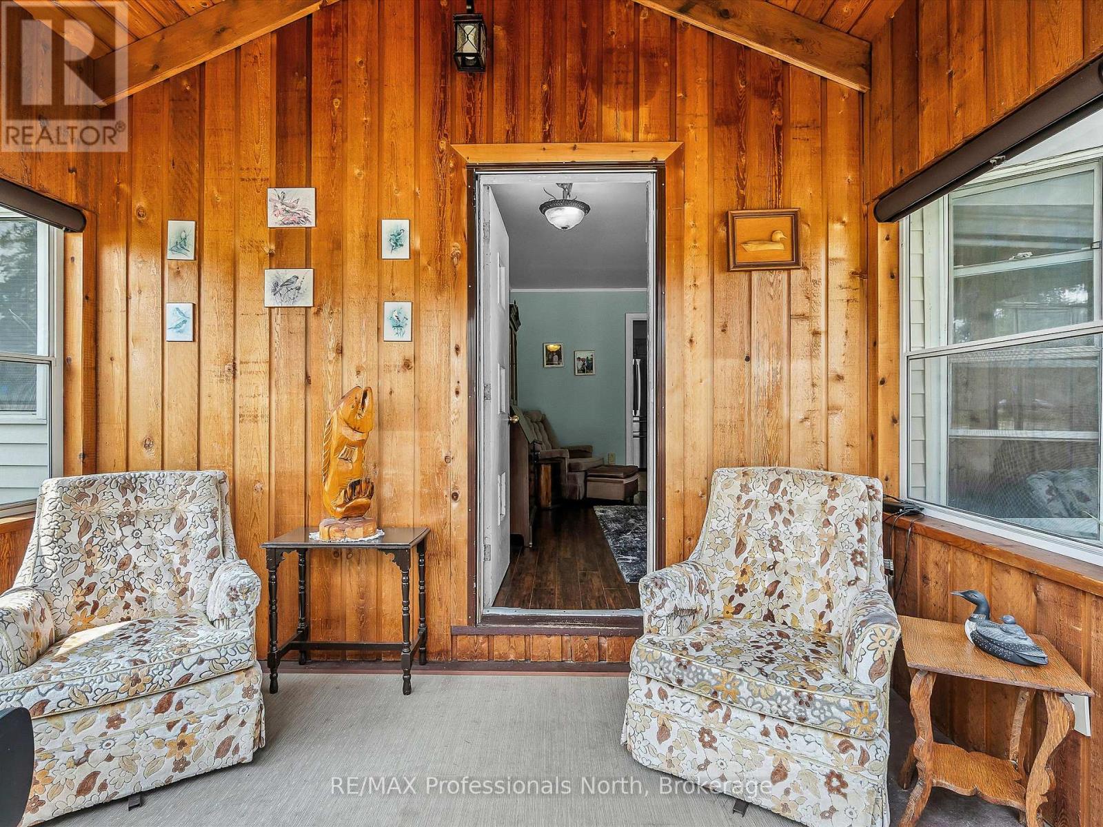 154 Wellington Street, Bracebridge, Ontario  P1L 1C4 - Photo 7 - X12329337