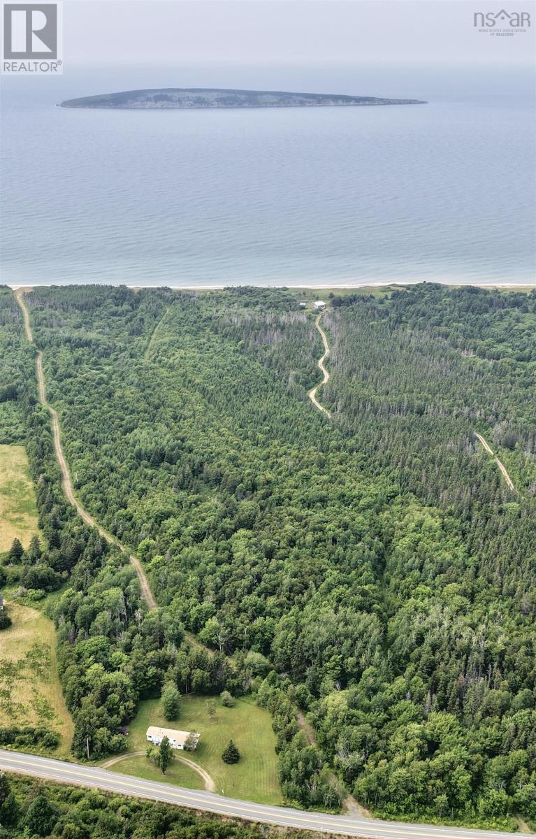 743 Shore Road, Dunvegan, Nova Scotia  B0E 1N0 - Photo 18 - 202519563