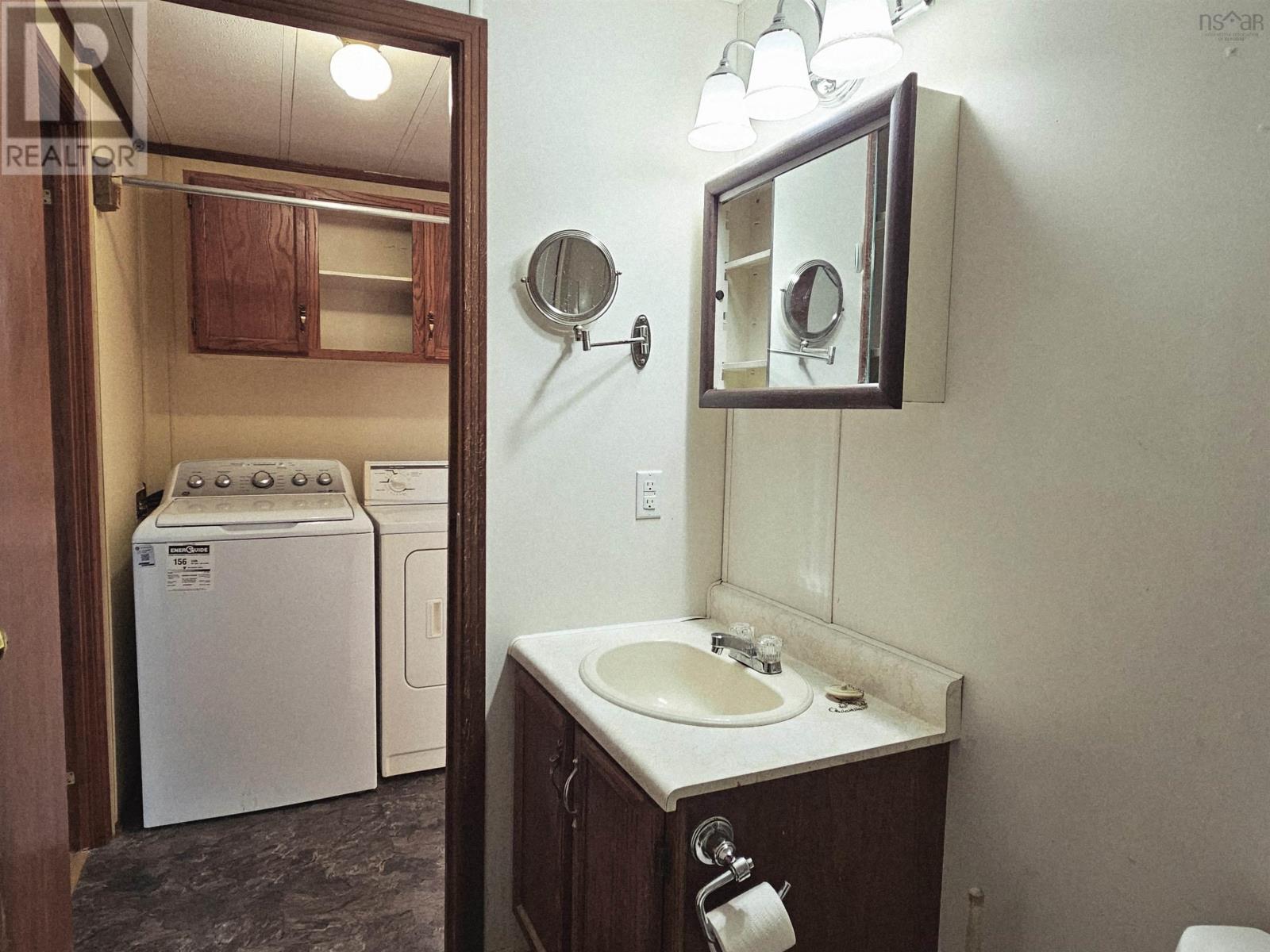 403 Kennedy Court, Lower Sackville, Nova Scotia  B4C 2T4 - Photo 15 - 202519865