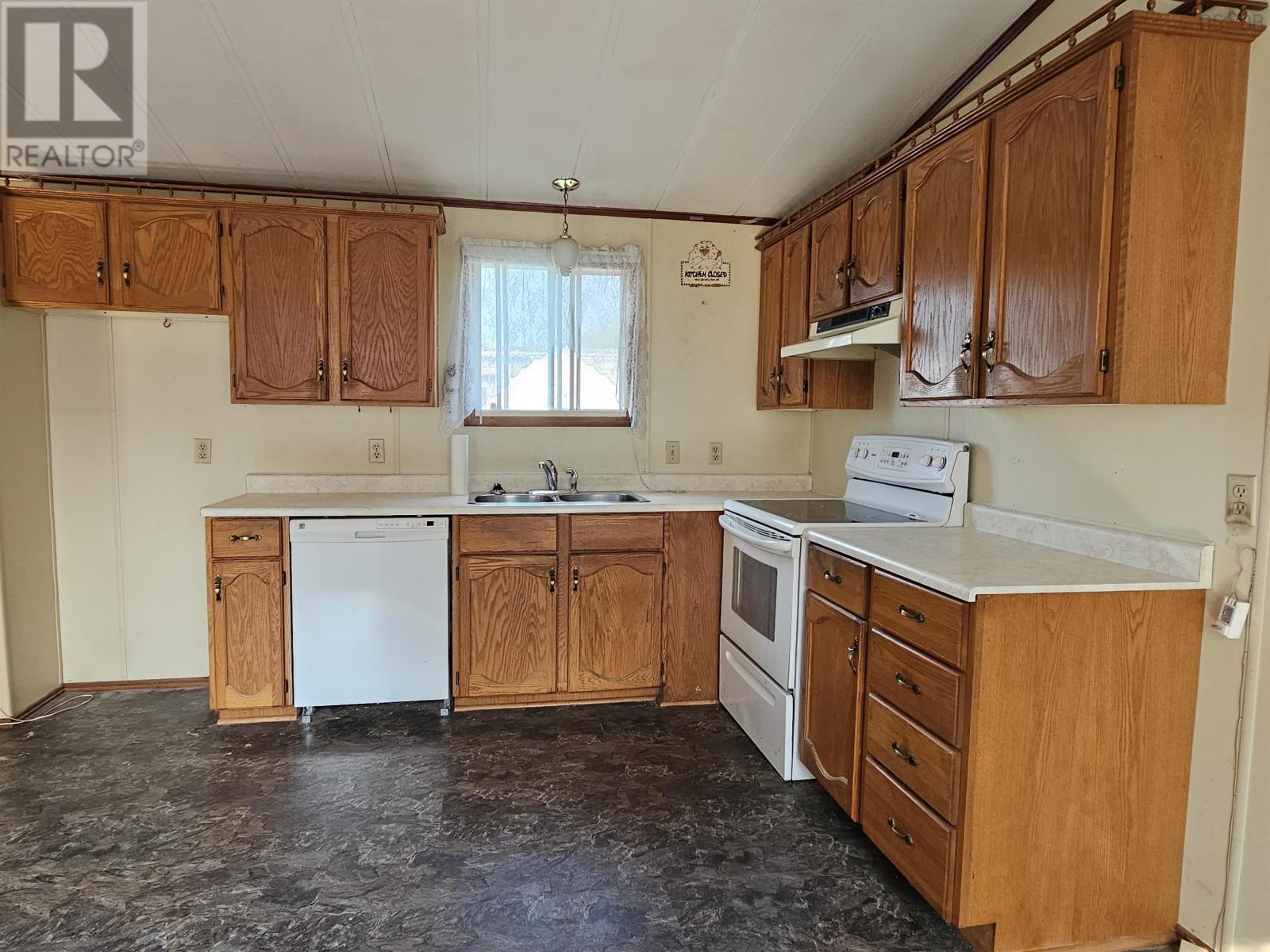 403 Kennedy Court, Lower Sackville, Nova Scotia  B4C 2T4 - Photo 6 - 202519865