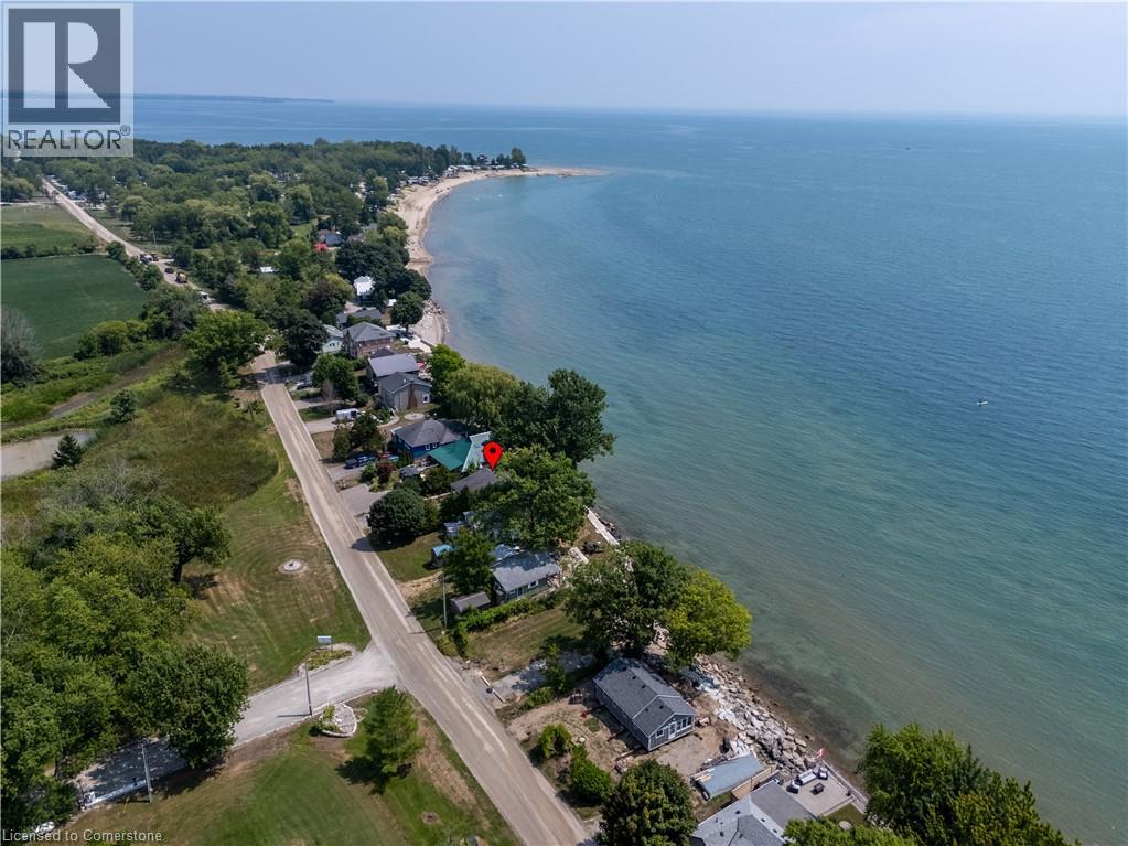 Property at 2110 LAKESHORE Road image 4