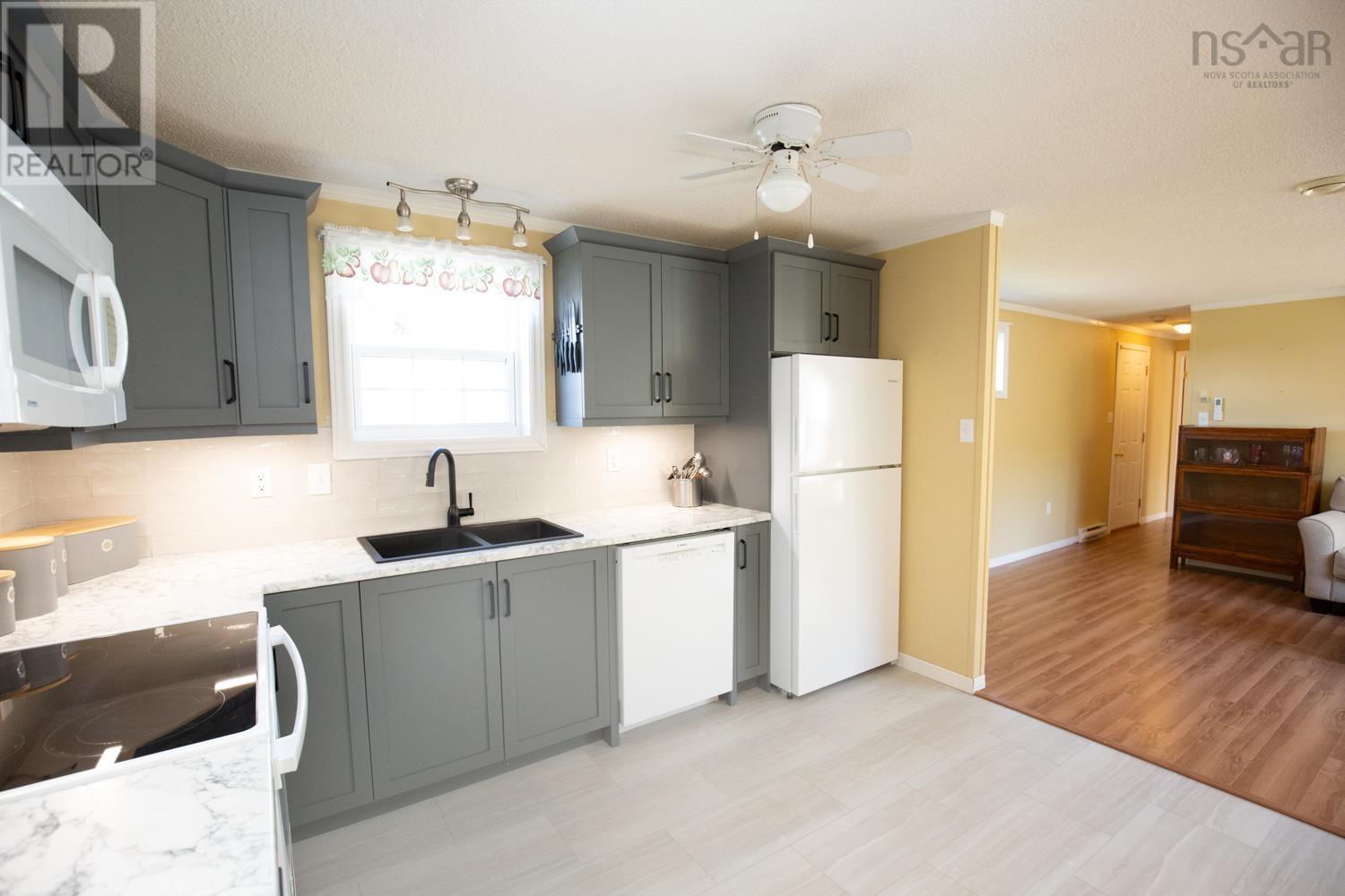 24 Empire Loop, Truro, Nova Scotia  B2N 7B5 - Photo 9 - 202512882