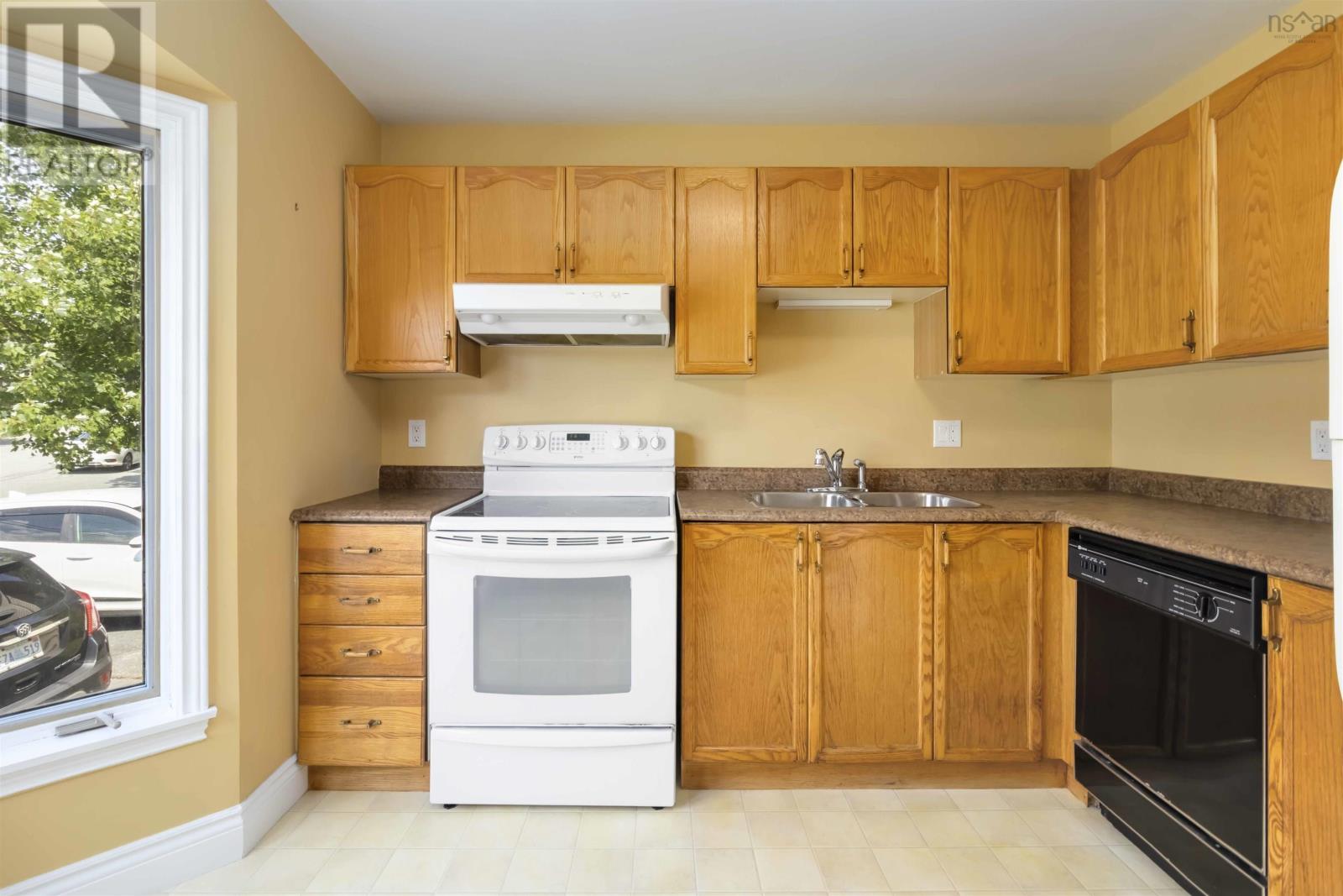 13 Collins Grove, Dartmouth, Nova Scotia  B2W 4G3 - Photo 10 - 202518421