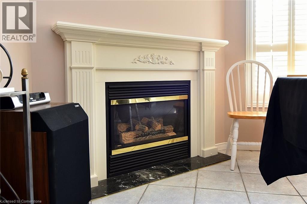 4002 Jarvis Crescent, Burlington, Ontario  L7M 4K1 - Photo 8 - 40756945
