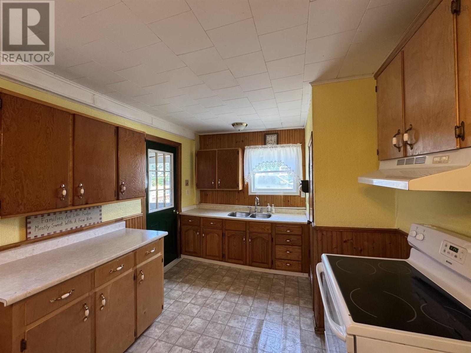 30 Pleasant Street, Dominion, Nova Scotia  B1G 1S6 - Photo 8 - 202519876