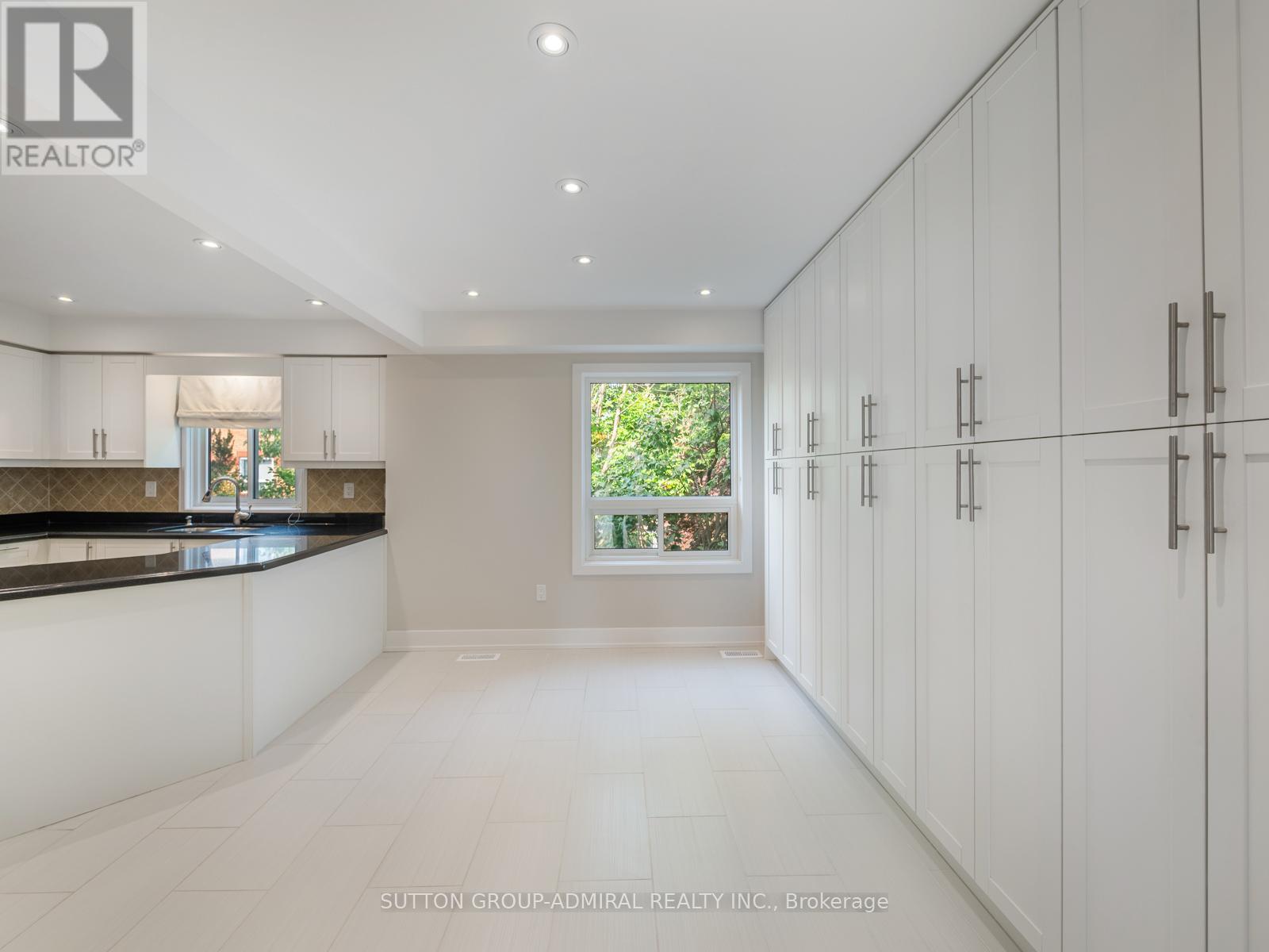 Property at 12 TOVA PLACE image 5