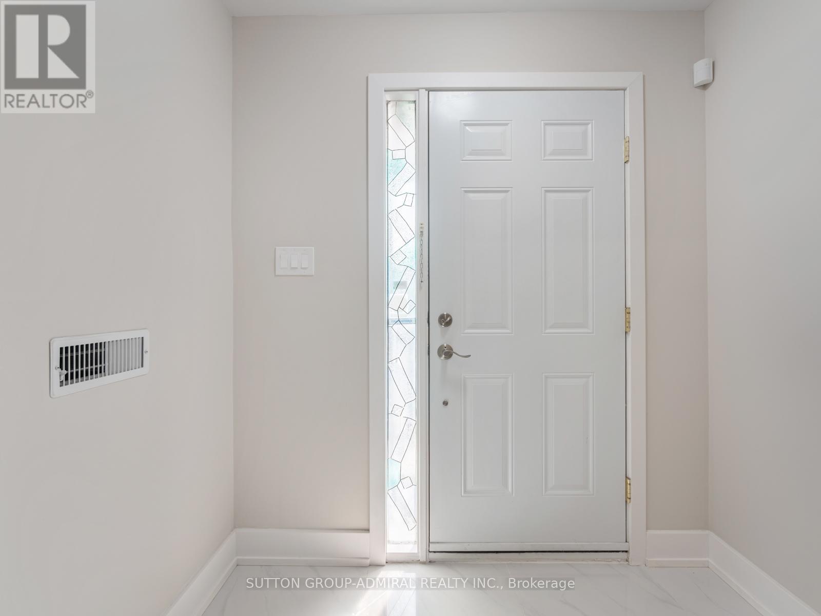 Property at 12 TOVA PLACE image 2