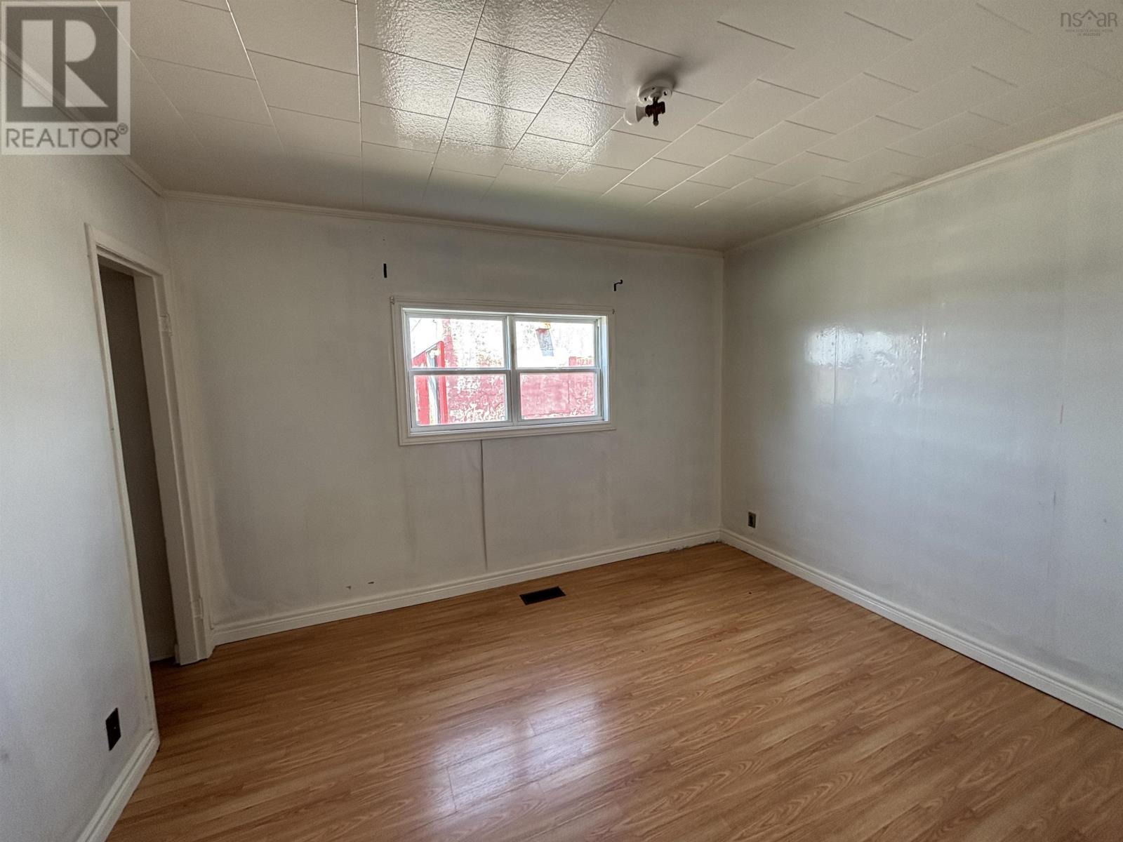 11 Ashby Road, Sydney, Nova Scotia  B1P 2R7 - Photo 5 - 202513636