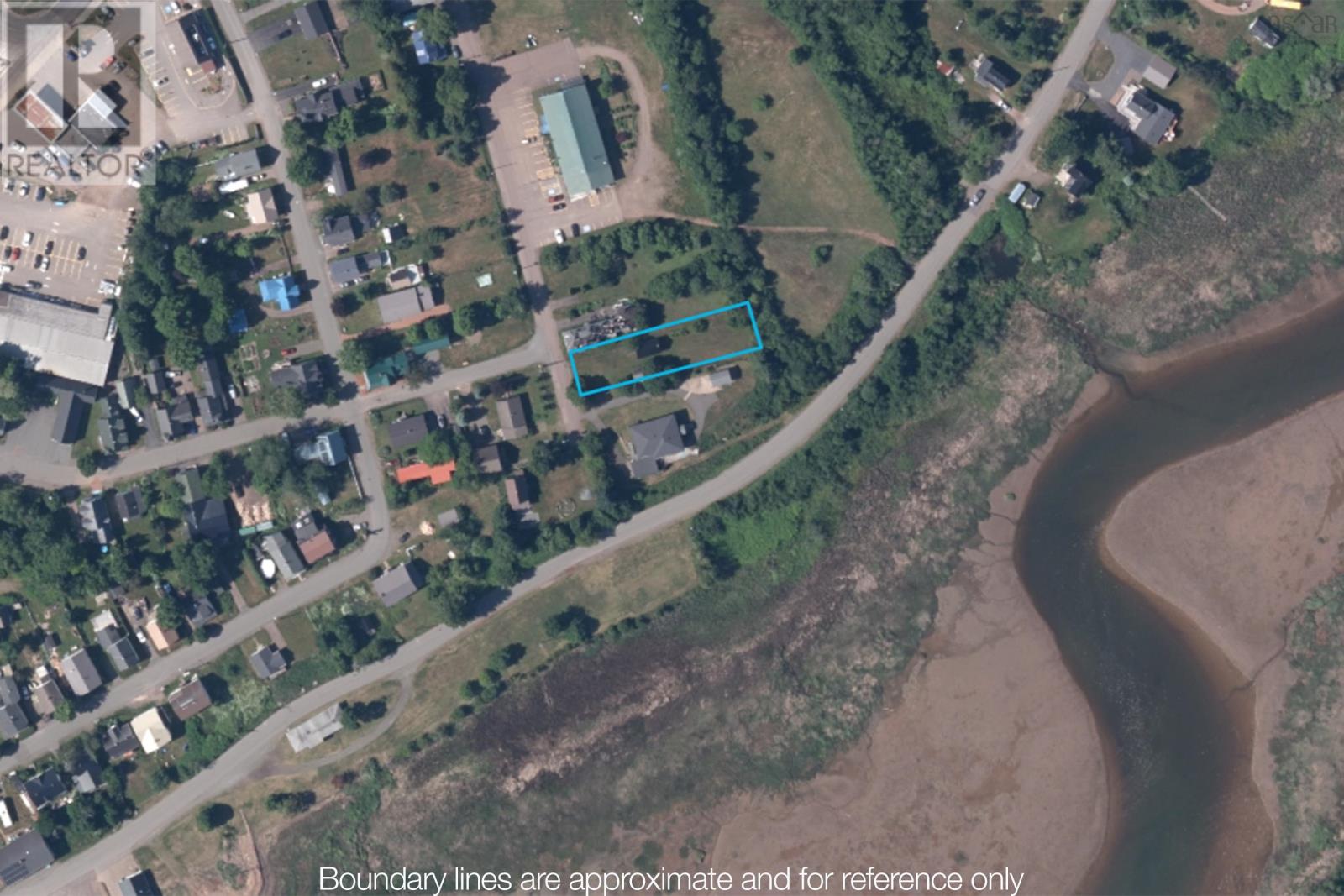 12 Moore Street, Parrsboro, Nova Scotia  B0M 1S0 - Photo 1 - 202516390