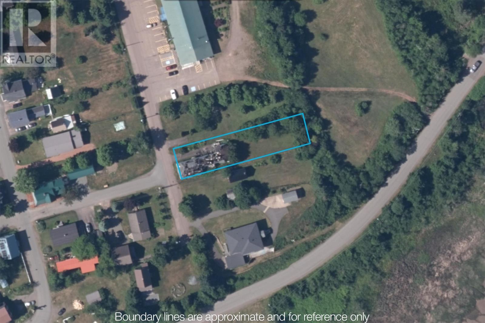 32 Moore Street, Parrsboro, Nova Scotia  B0M 1S0 - Photo 2 - 202516394