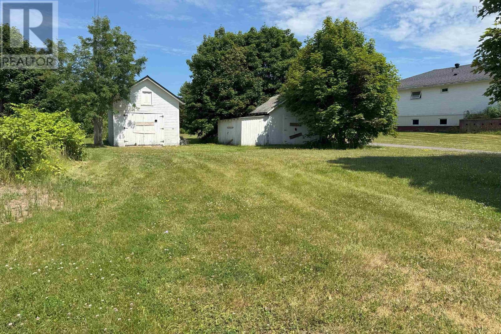 12 Moore Street, Parrsboro, Nova Scotia  B0M 1S0 - Photo 3 - 202516390