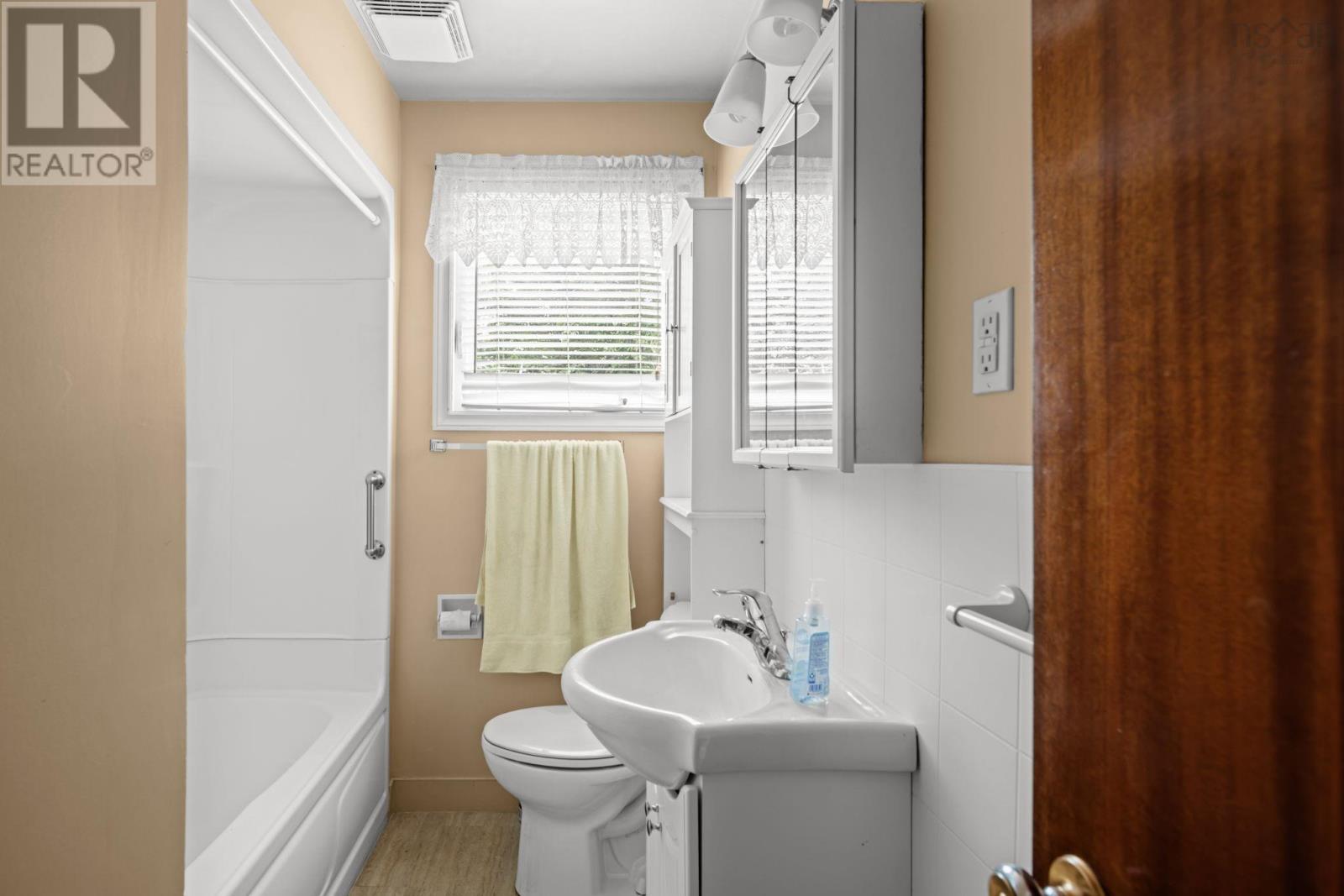 25 White Street, Dartmouth, Nova Scotia  B2X 2P6 - Photo 19 - 202517785