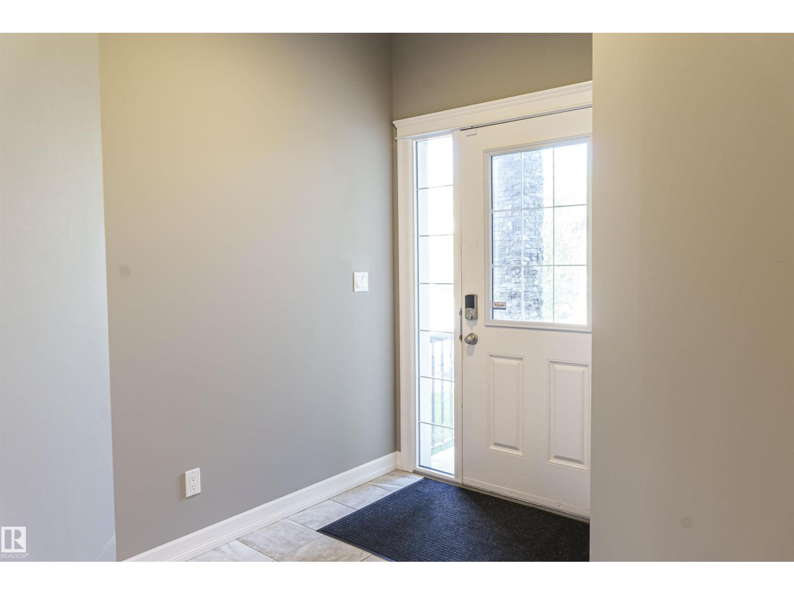 3307 Hilton Cr Nw, Edmonton, Alberta  T6M 0N5 - Photo 4 - E4451574