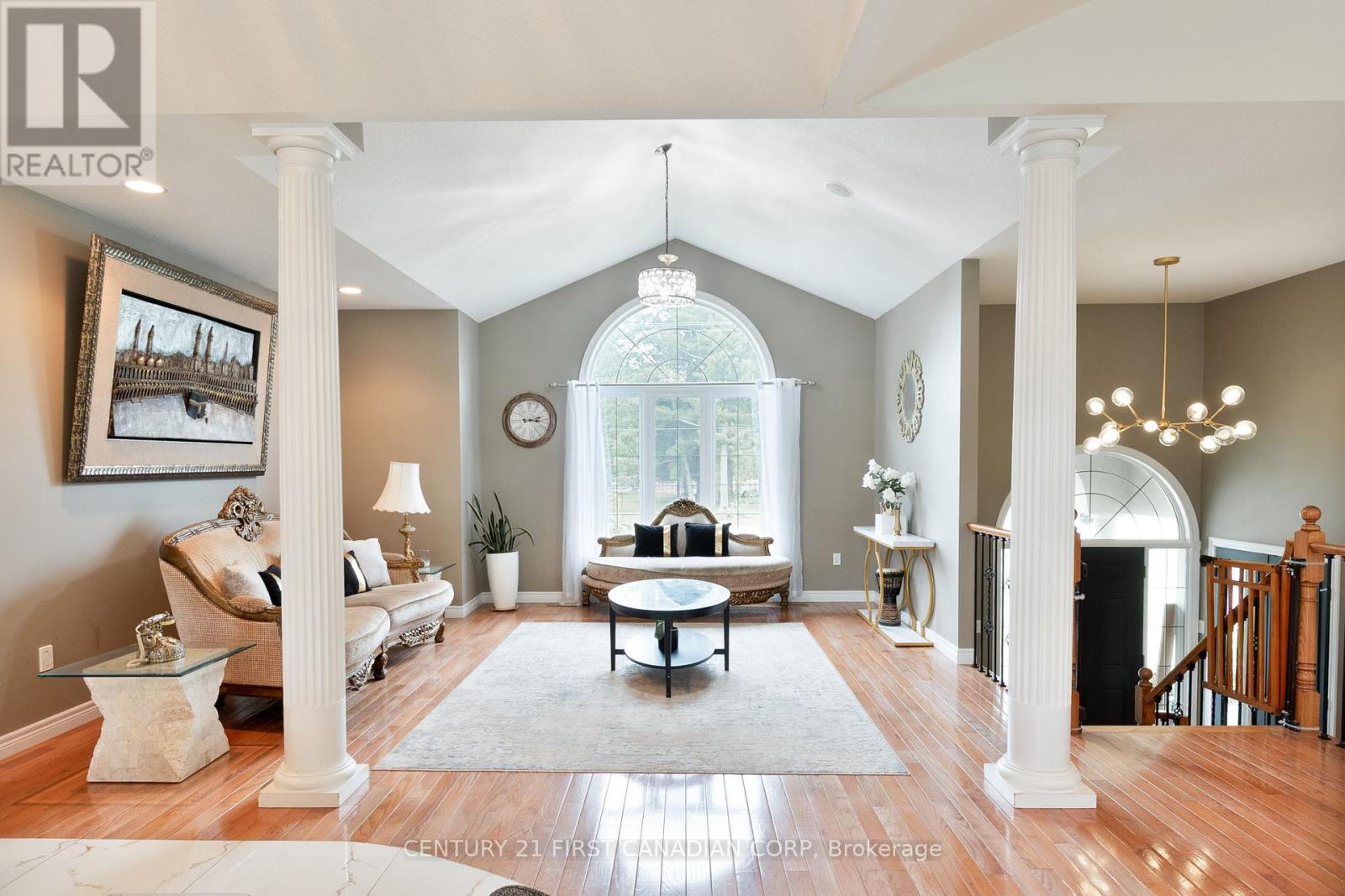 24677 Pioneer Line, West Elgin, Ontario  N0L 2P0 - Photo 6 - X12329462