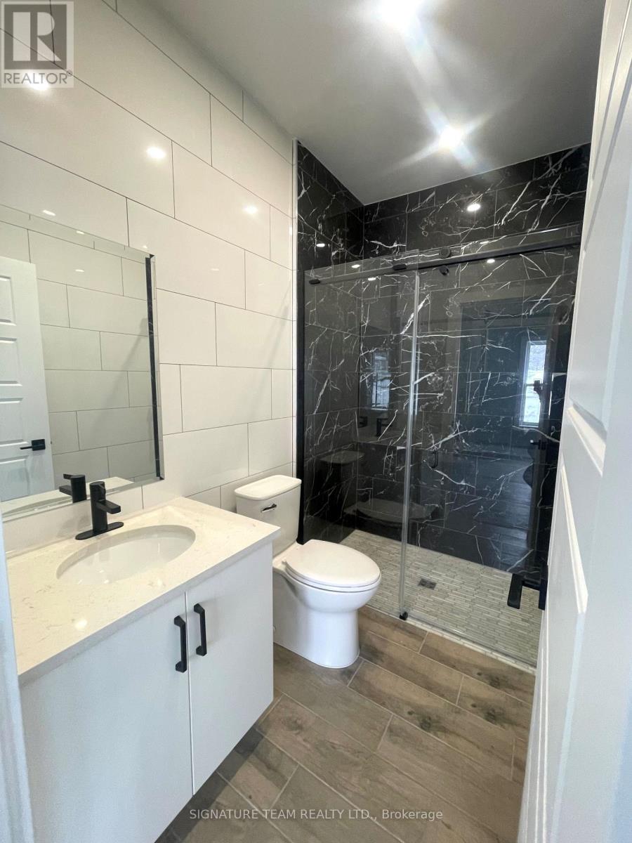 301 - 78 A Queen Street, Bonnechere Valley, Ontario  K0J 1T0 - Photo 3 - X12329476