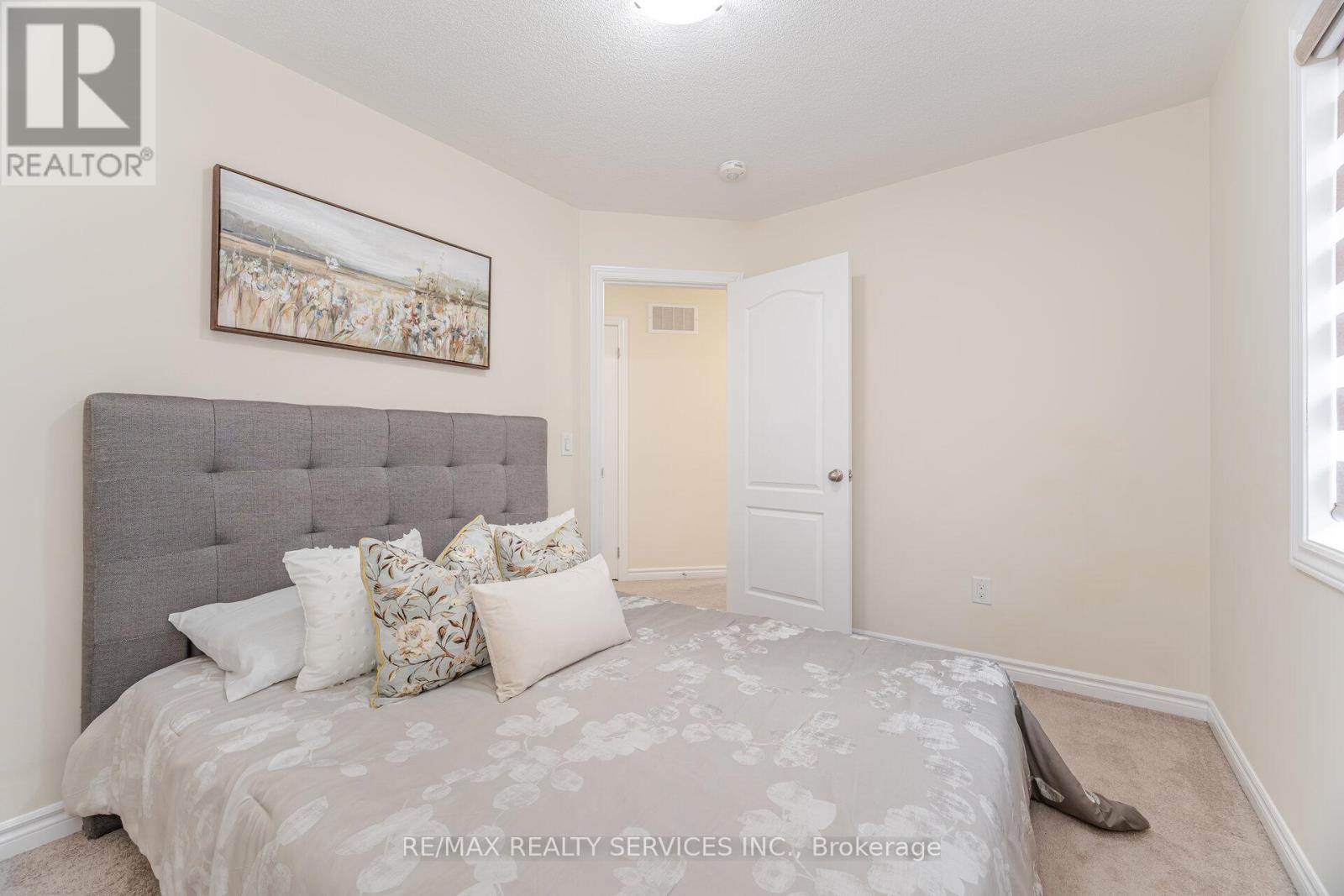 54 Maple Cider Street, Caledon, Ontario  L7C 4B8 - Photo 30 - W12329379