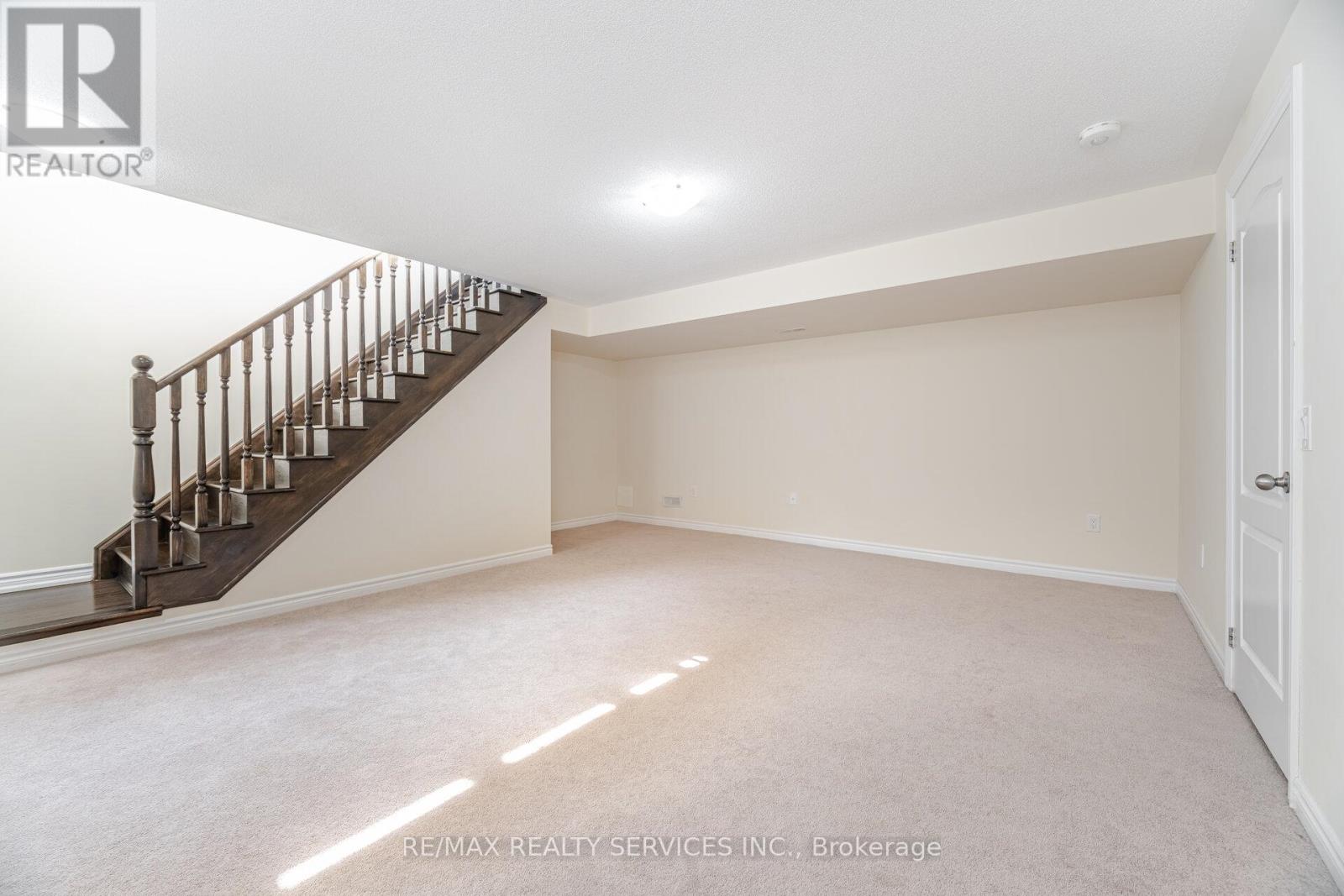 54 Maple Cider Street, Caledon, Ontario  L7C 4B8 - Photo 34 - W12329379