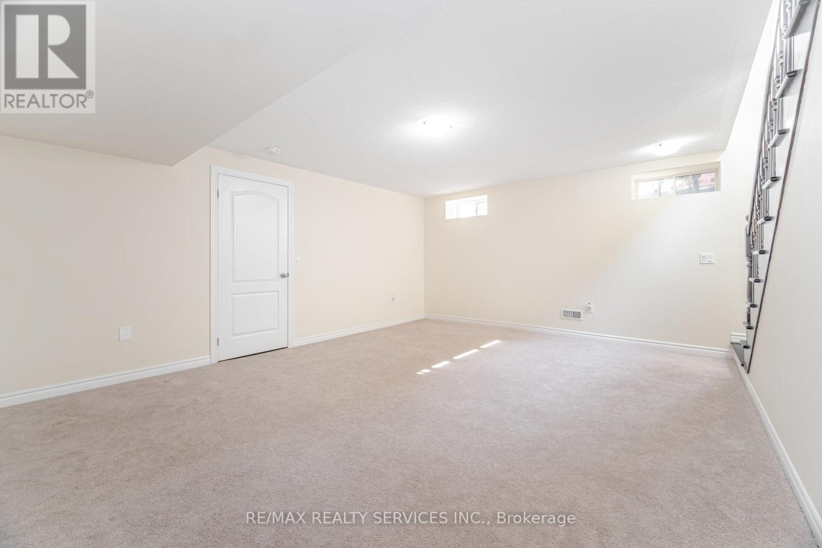 54 Maple Cider Street, Caledon, Ontario  L7C 4B8 - Photo 36 - W12329379