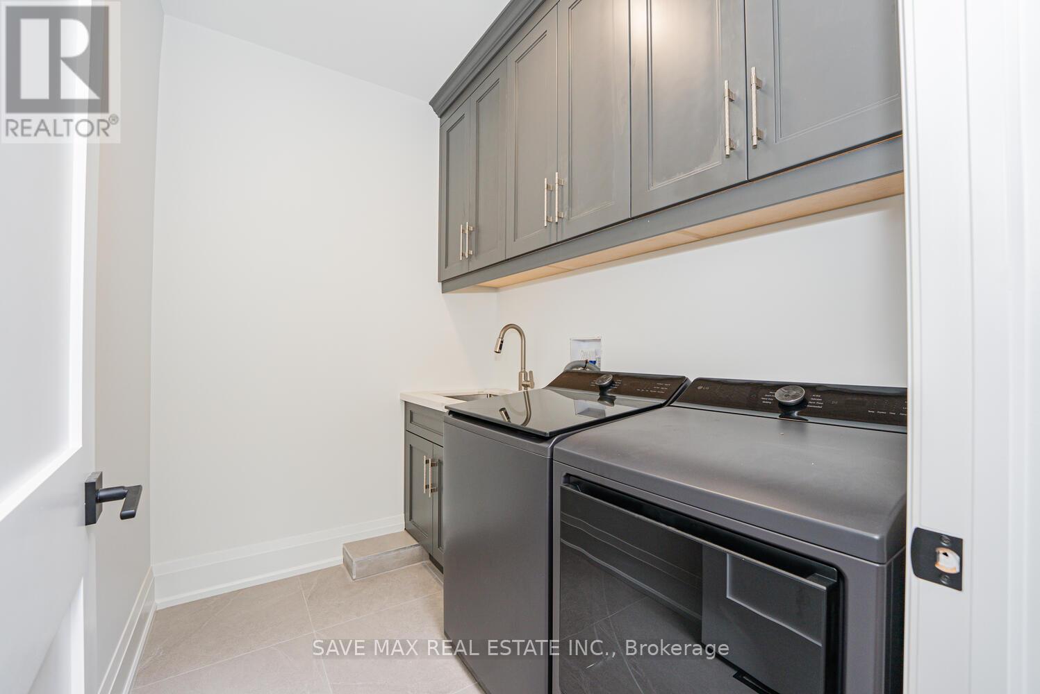 1510 Bridge Road, Oakville, Ontario  L6L 2E3 - Photo 35 - W12329407