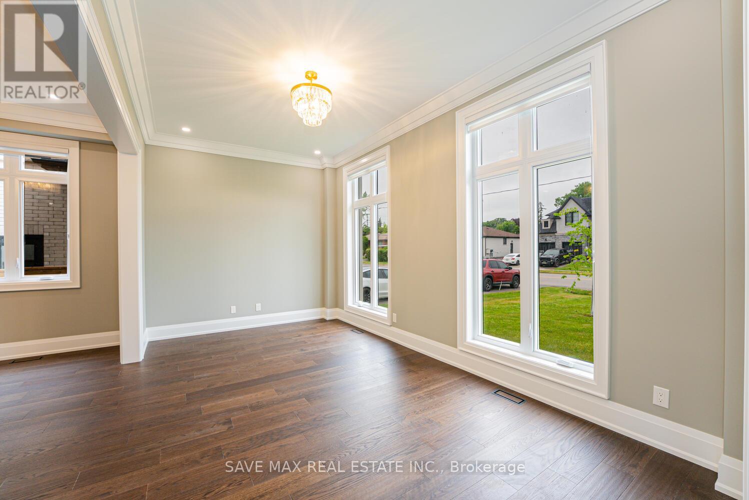 1510 Bridge Road, Oakville, Ontario  L6L 2E3 - Photo 7 - W12329407
