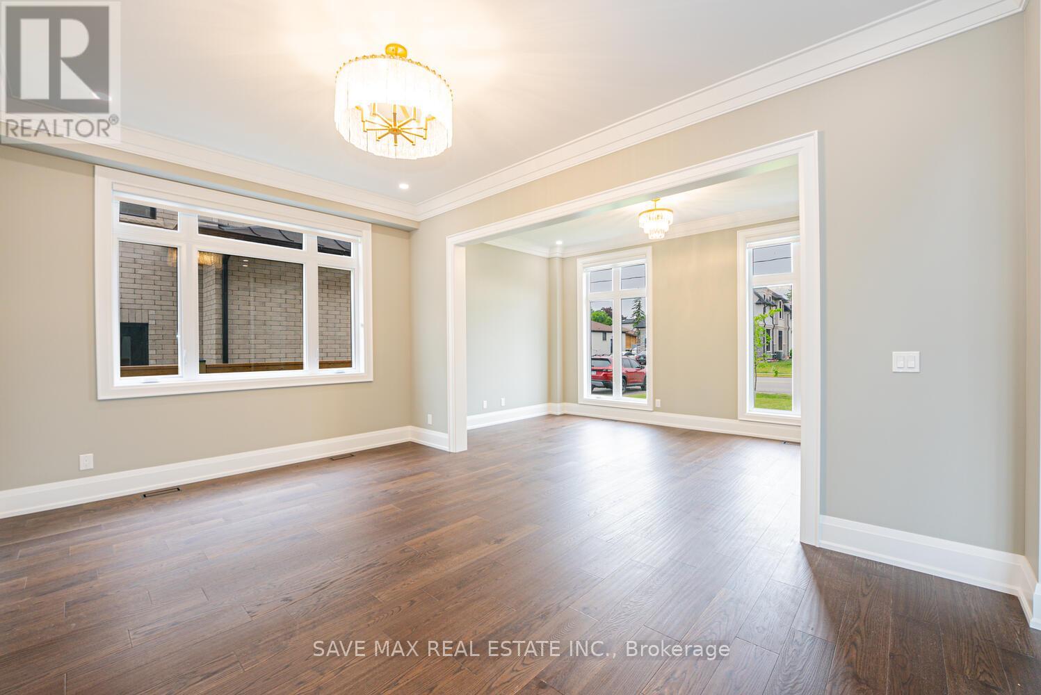 1510 Bridge Road, Oakville, Ontario  L6L 2E3 - Photo 9 - W12329407