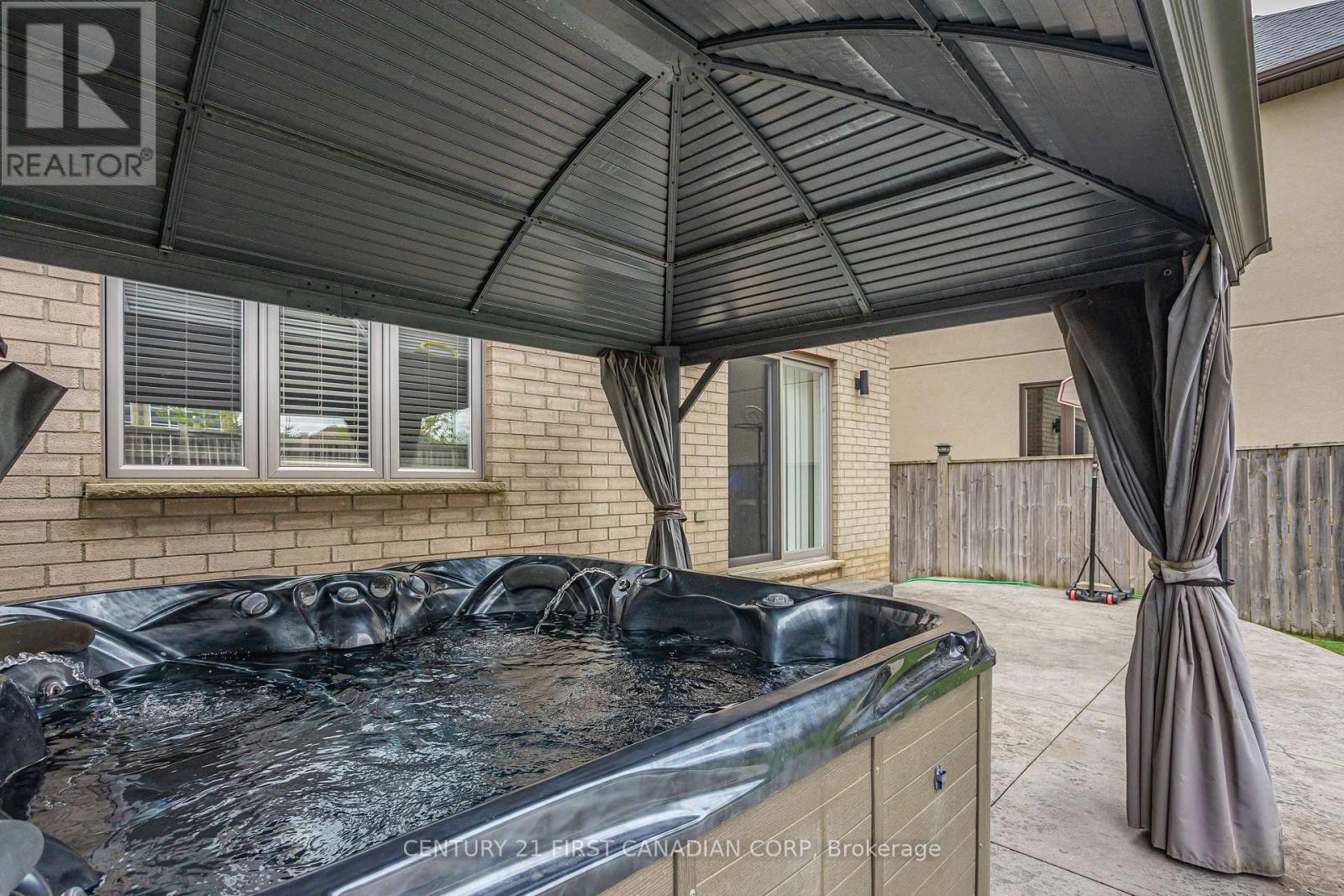 6621 Navin Crescent, London South, Ontario  N6P 0B6 - Photo 42 - X12307088