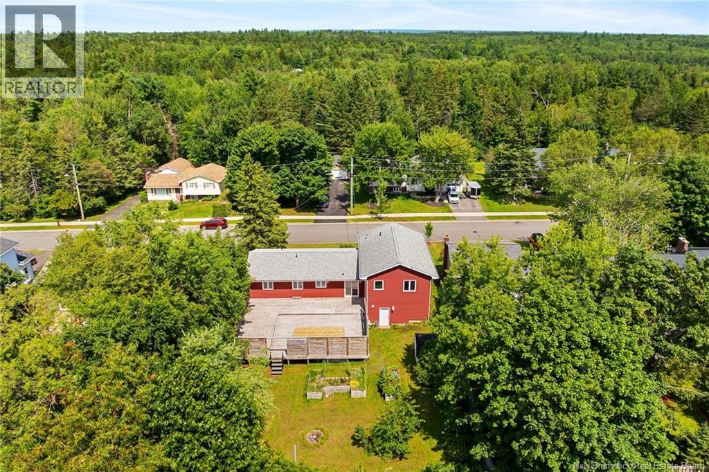 Property at 73 MacIntosh Drive image 3