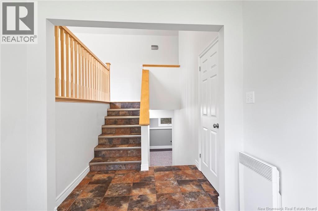 Property at 73 MacIntosh Drive image 5