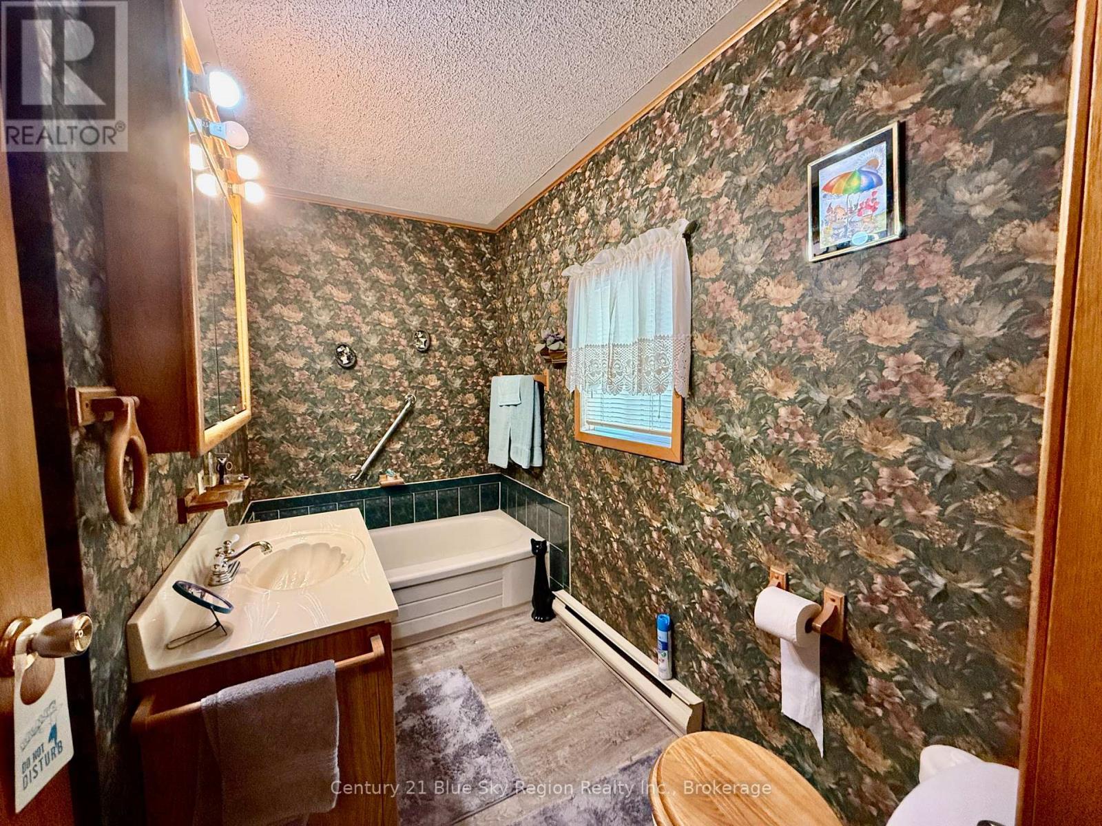 363 Park Street, Mattawa, Ontario  P0H 1V0 - Photo 12 - X12329439