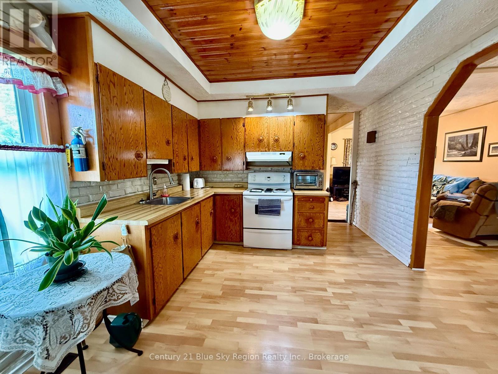 363 Park Street, Mattawa, Ontario  P0H 1V0 - Photo 16 - X12329439