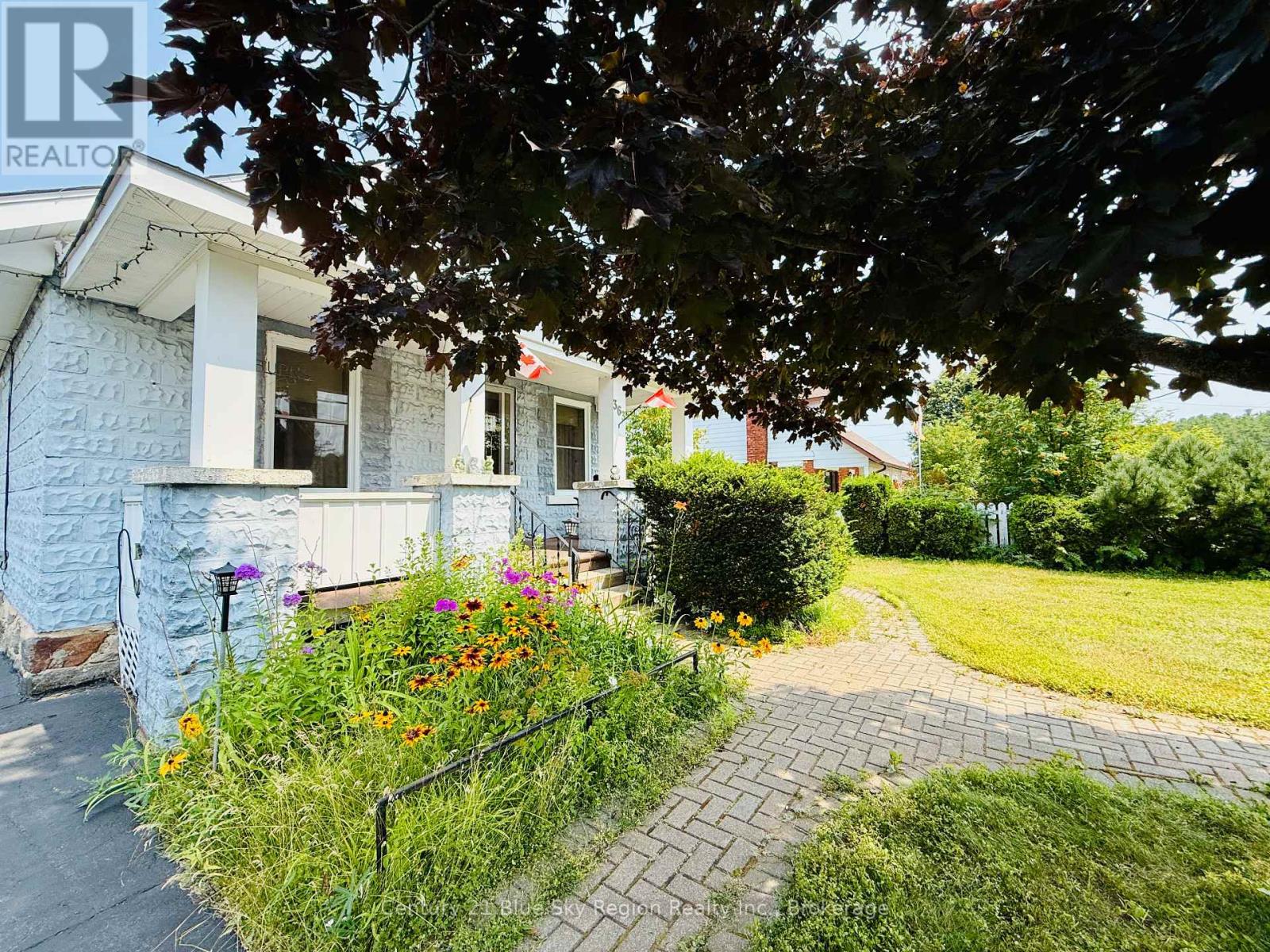 363 Park Street, Mattawa, Ontario  P0H 1V0 - Photo 4 - X12329439