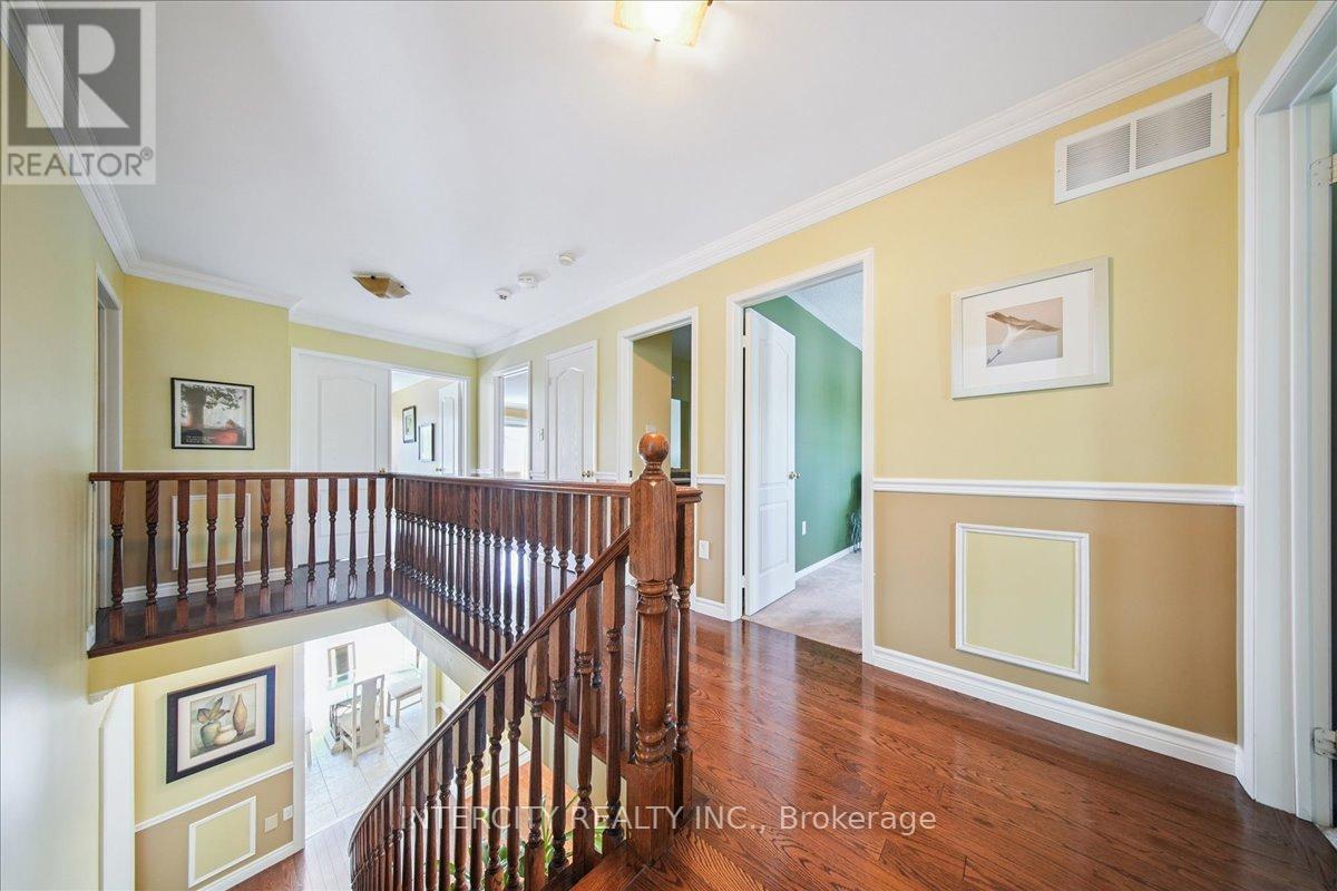 7 Butterworth Drive, Ajax, Ontario  L1T 4W8 - Photo 23 - E12329474