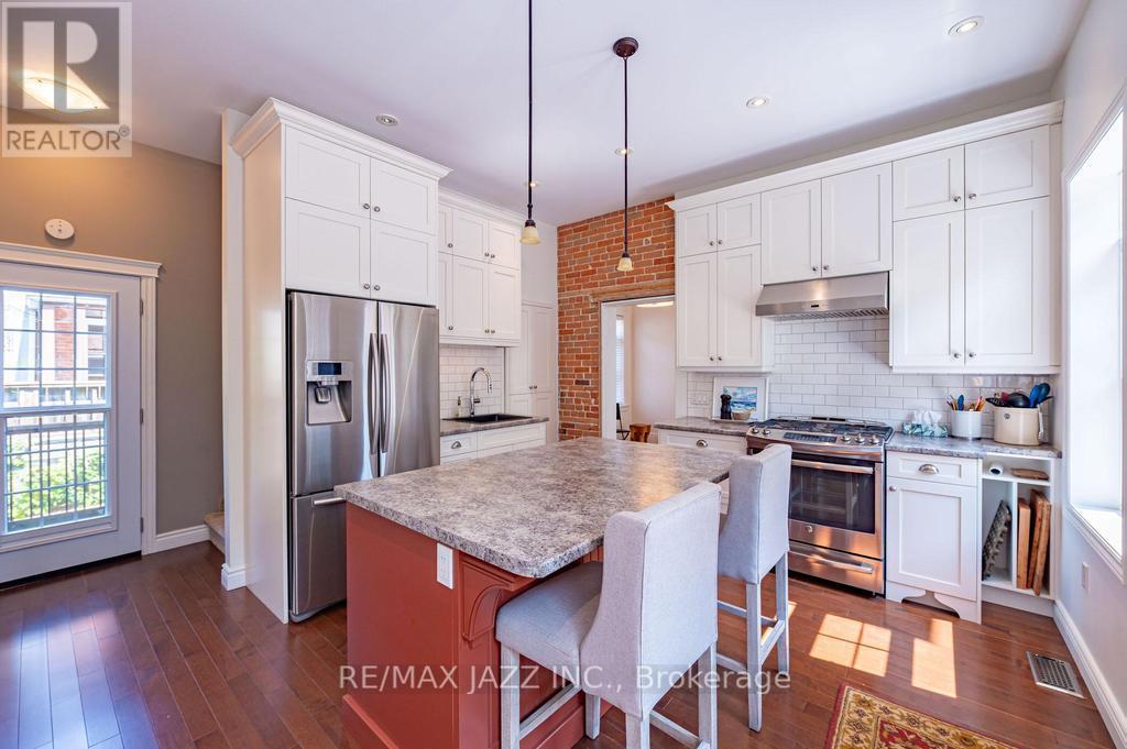 118 Richard Street, Greater Napanee, Ontario  K7R 2T4 - Photo 15 - X12329559