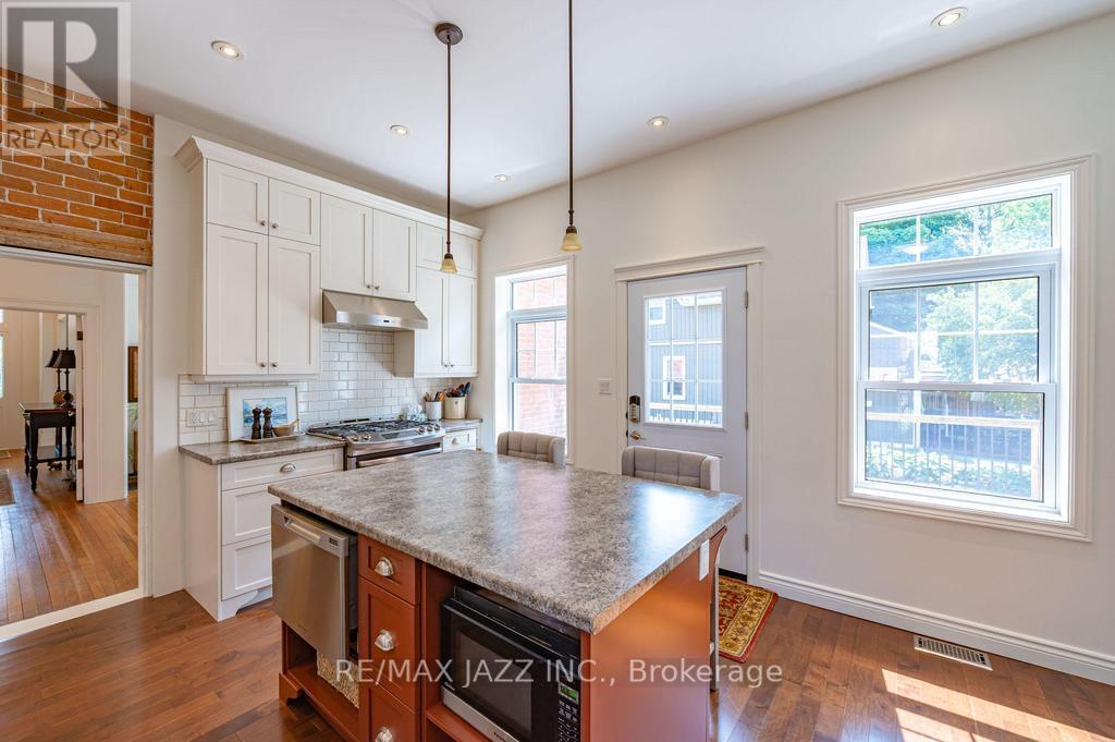 118 Richard Street, Greater Napanee, Ontario  K7R 2T4 - Photo 16 - X12329559