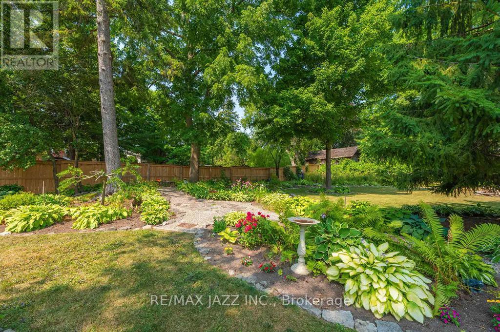 118 Richard Street, Greater Napanee, Ontario  K7R 2T4 - Photo 36 - X12329559